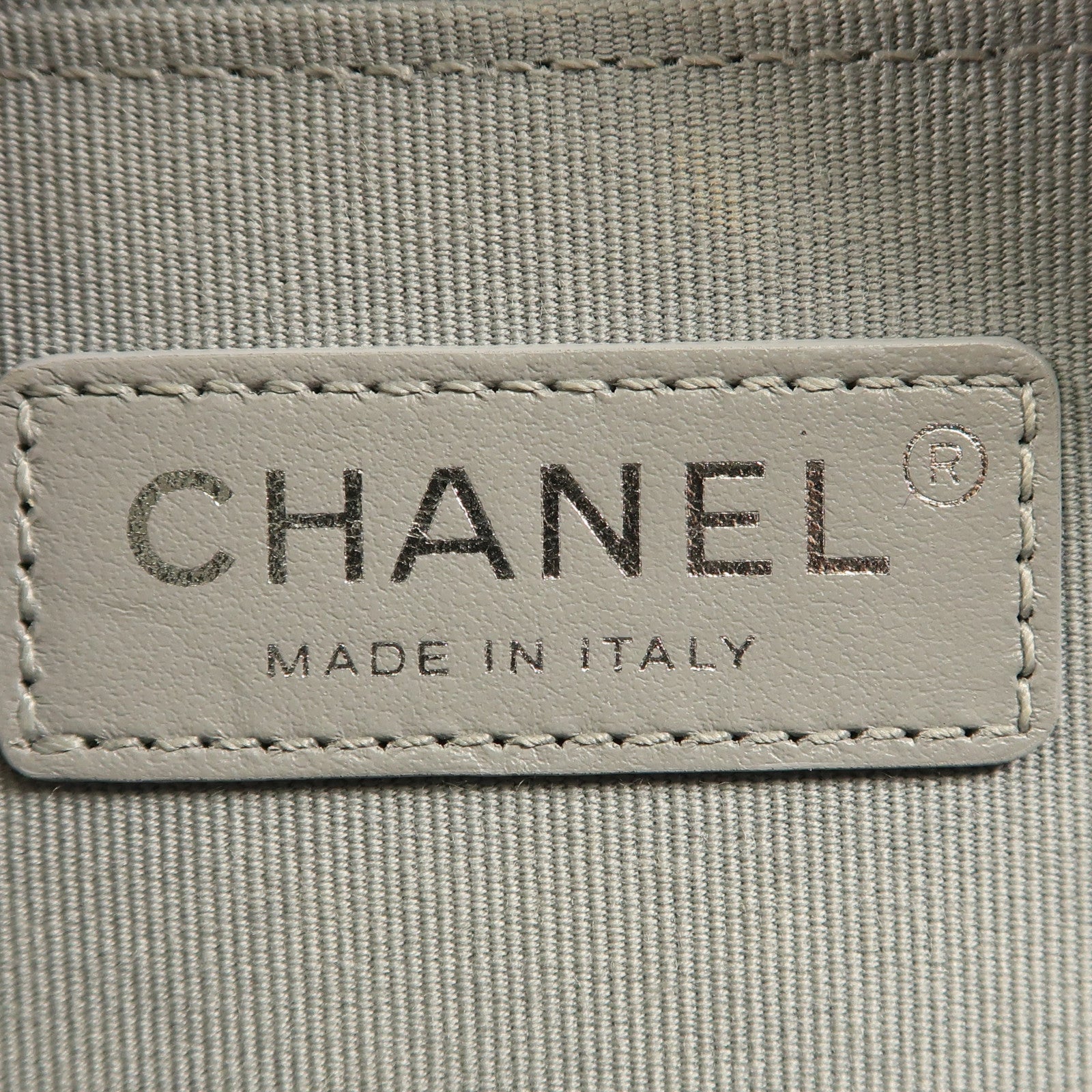 CHANEL 皮革Chain Shoulder銀扣鏈帶肩背袋