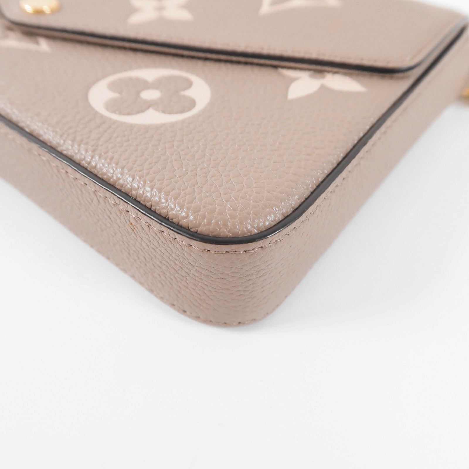 LOUIS VUITTON Monogram Empreinte Felicie Pochette金扣鏈帶肩背袋