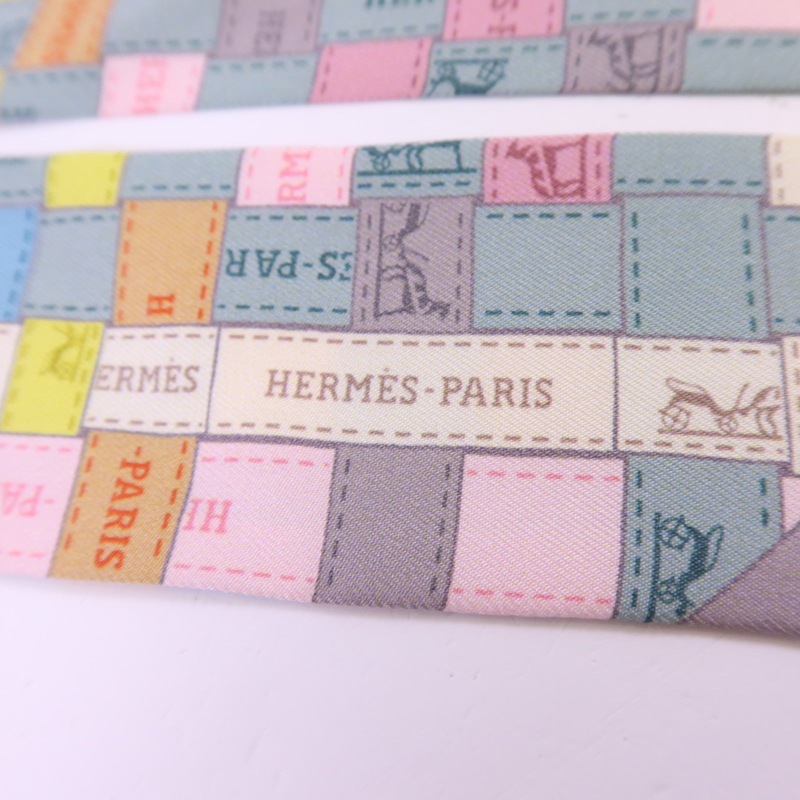 HERMES 絲質Twilly絲巾