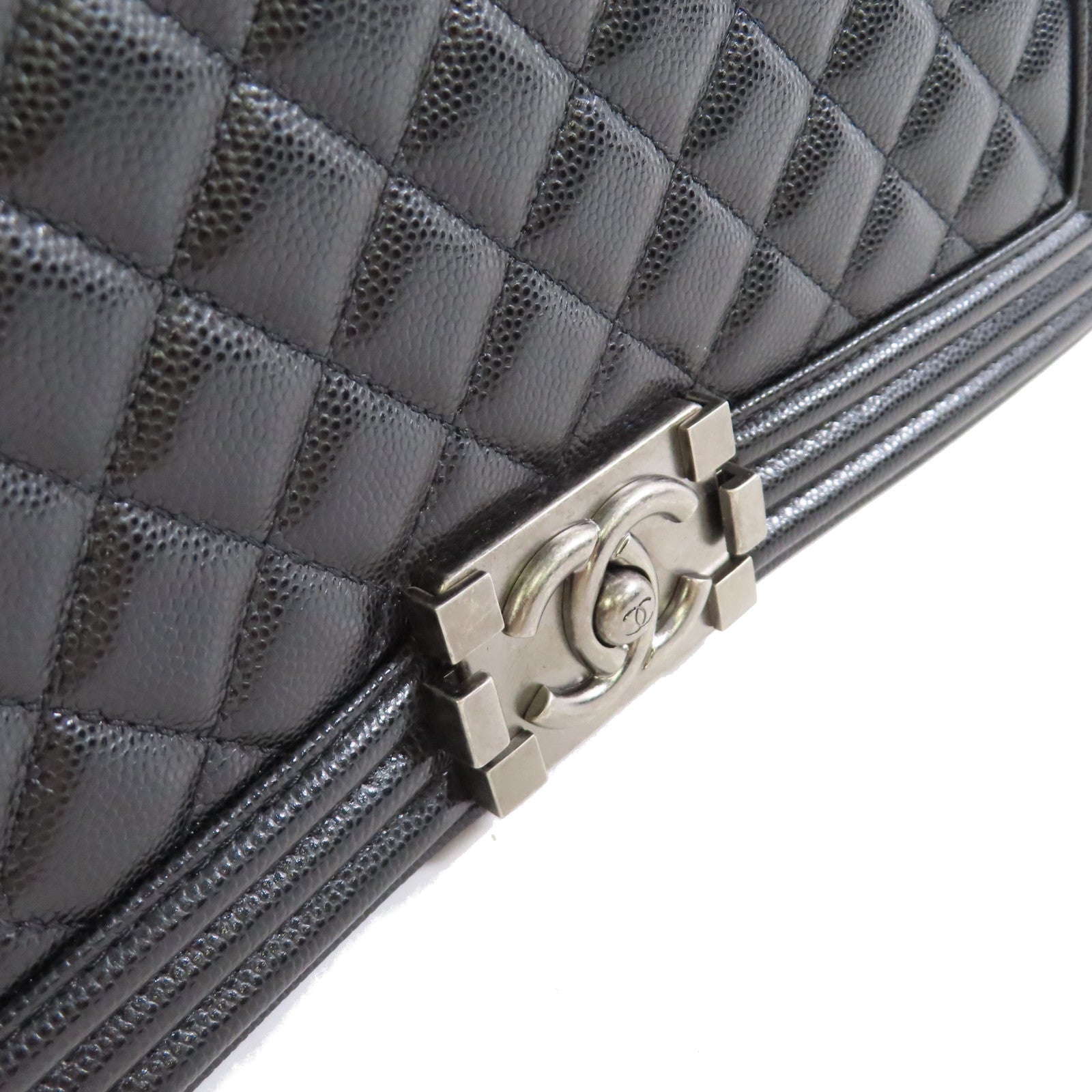 CHANEL 菱格Caviar皮革Boy Chanel Chain Shoulder Bag銀扣鏈帶肩背袋黑色
