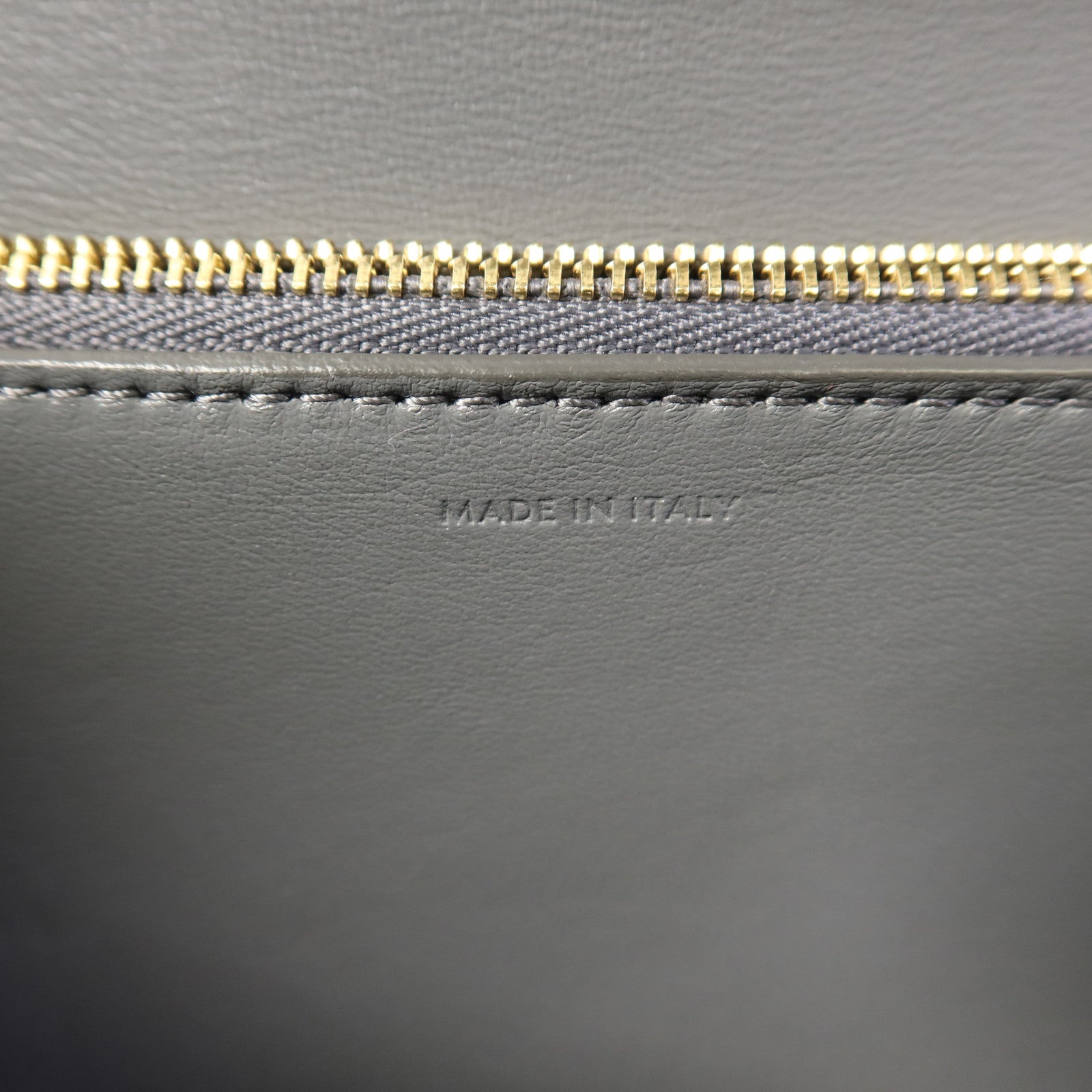 CELINE 【激減優惠】牛皮皮革Classic Box金扣肩背袋