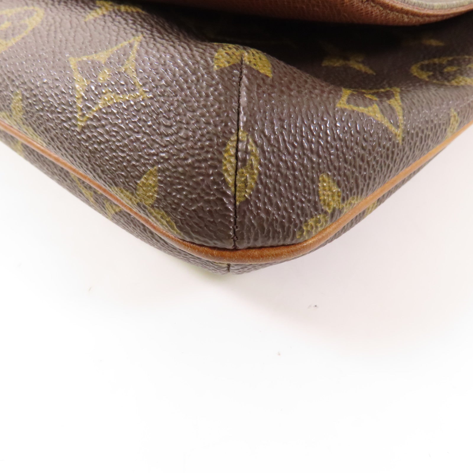 LOUIS VUITTON 【激減優惠】Monogram Musette Tango Short金扣肩背袋