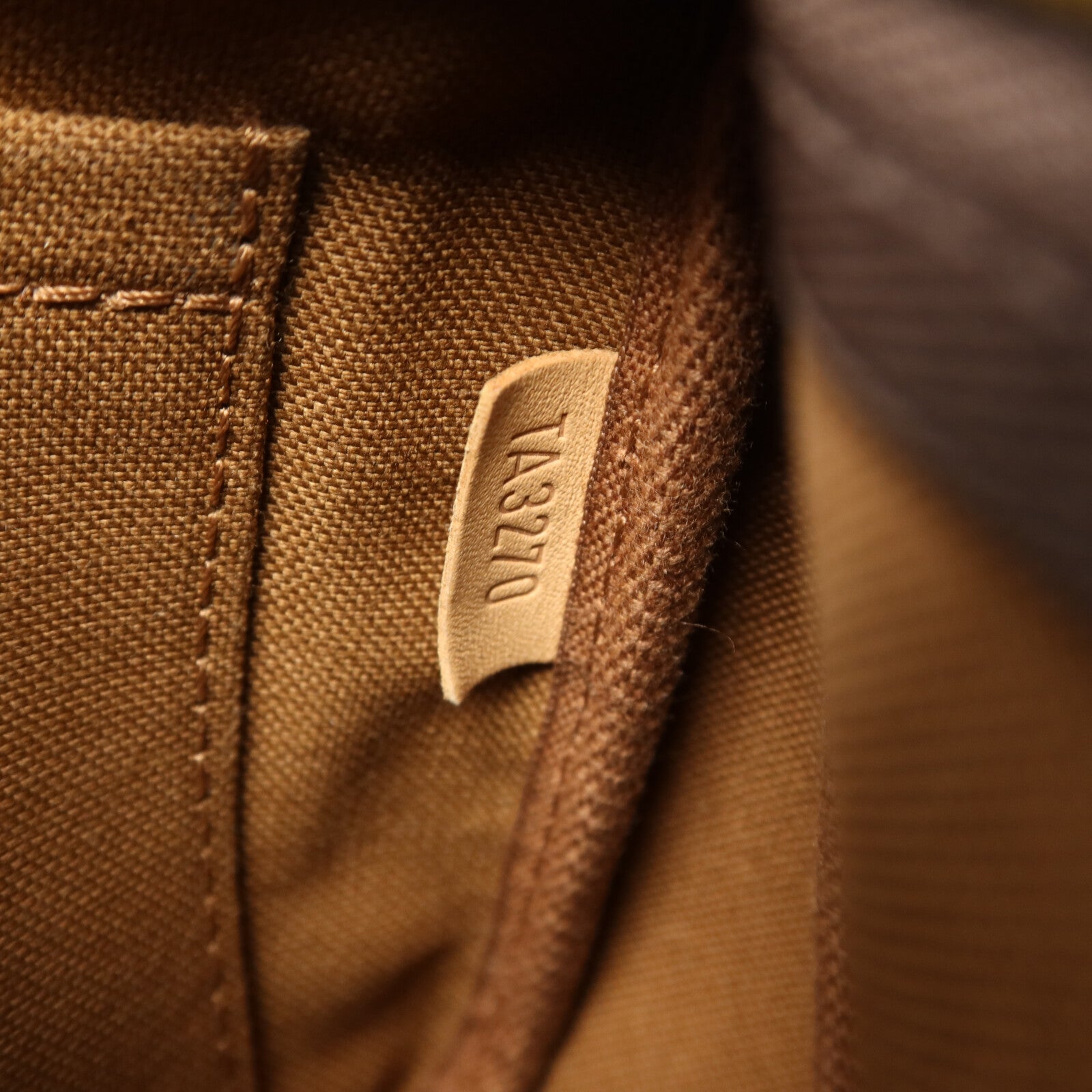 LOUIS VUITTON Monogram Multi Pochette Accessoires金扣肩背袋