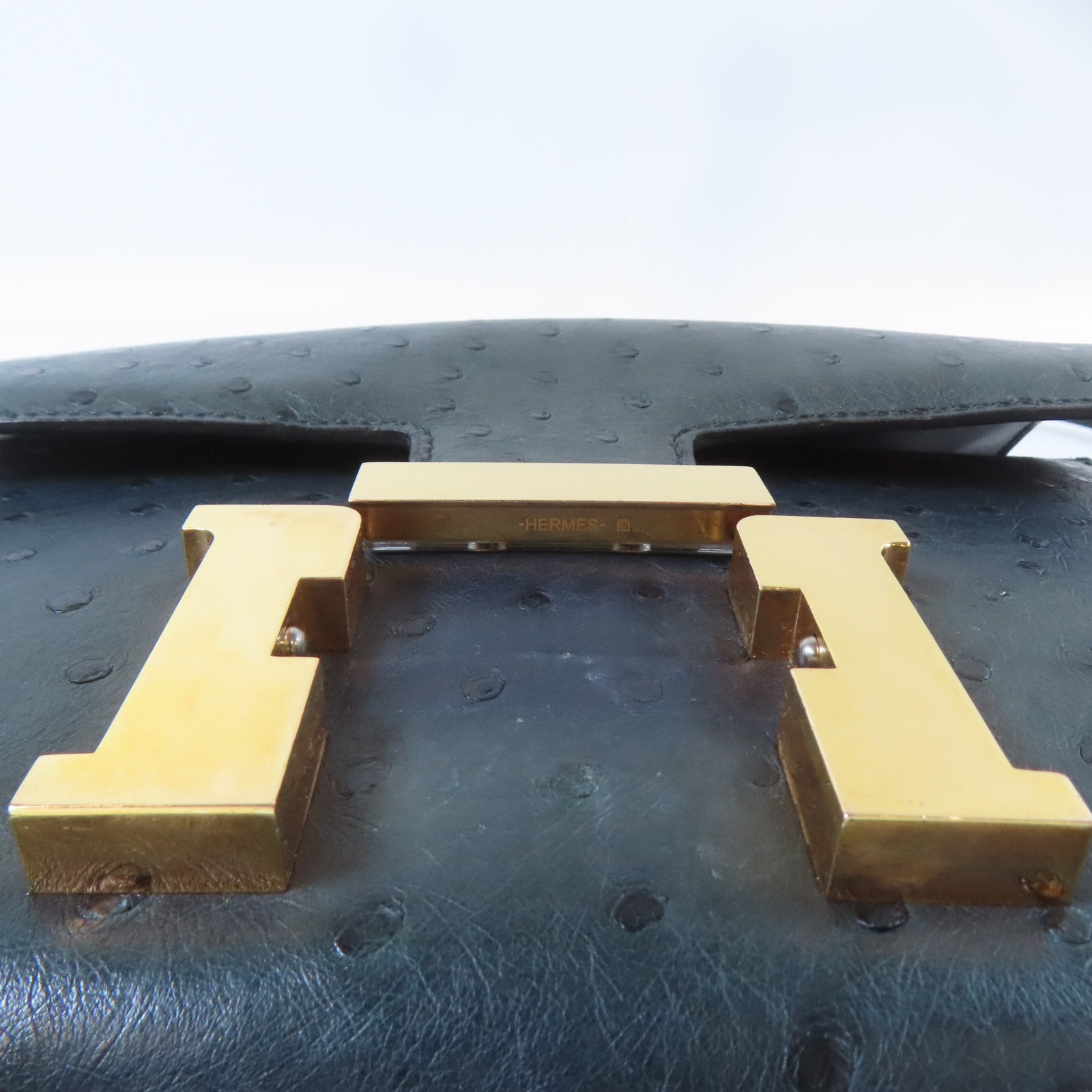 HERMES 【Hermes Fair】鴕鳥皮革Constance 24金扣肩背袋深綠色