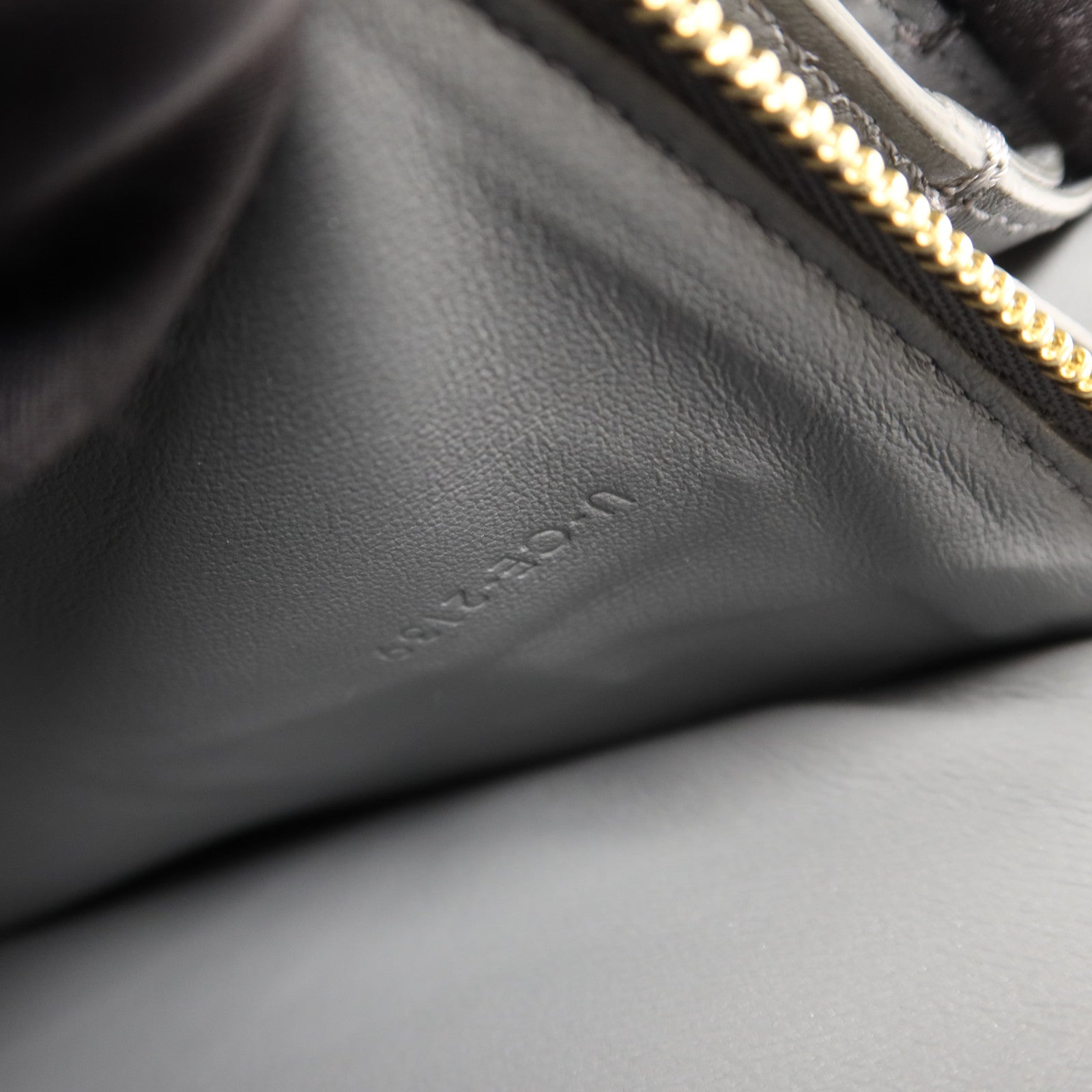 CELINE 【激減優惠】牛皮皮革Classic Box金扣肩背袋