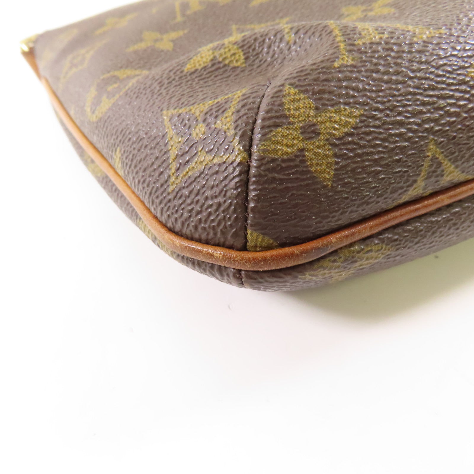 LOUIS VUITTON 【激減優惠】Monogram Musette Tango Short金扣肩背袋