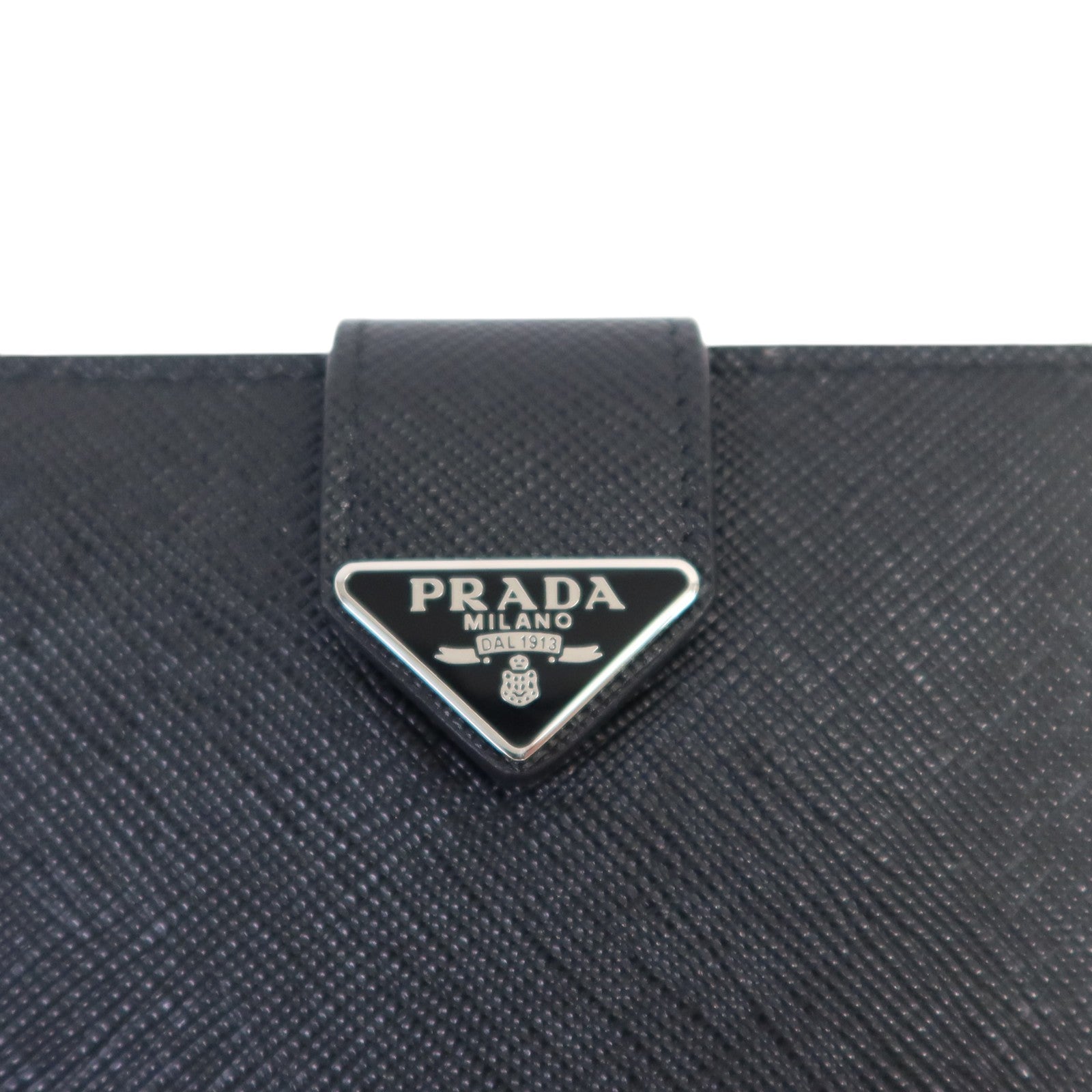 PRADA Saffiano皮革Short Flap Wallet銀扣錢包