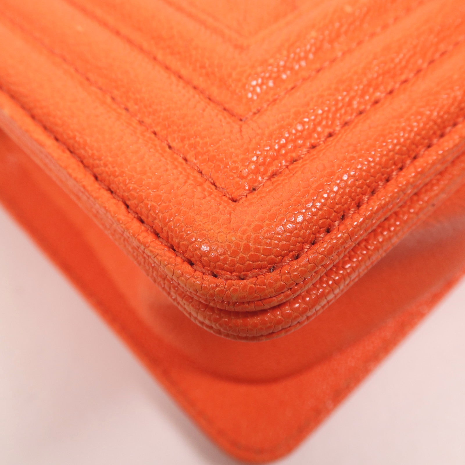 CHANEL 牛皮皮革Boy 20銀扣肩背袋