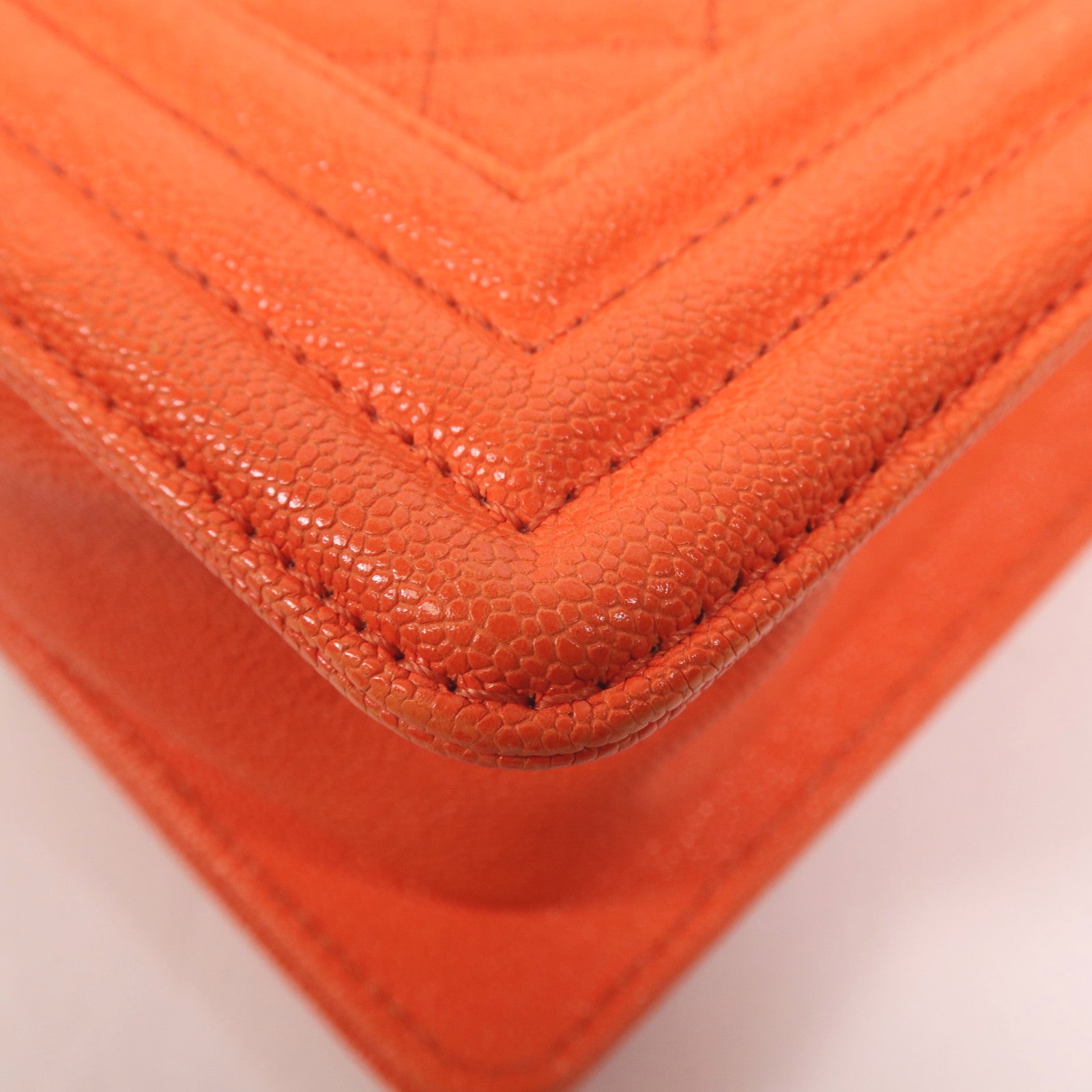 CHANEL 牛皮皮革Boy 20銀扣肩背袋