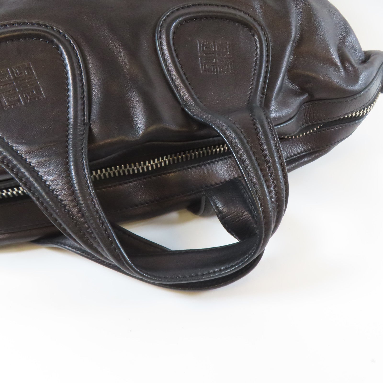 GIVENCHY 【激減優惠】牛皮皮革Calf Dust Bag銀扣手挽肩背兩用袋黑色