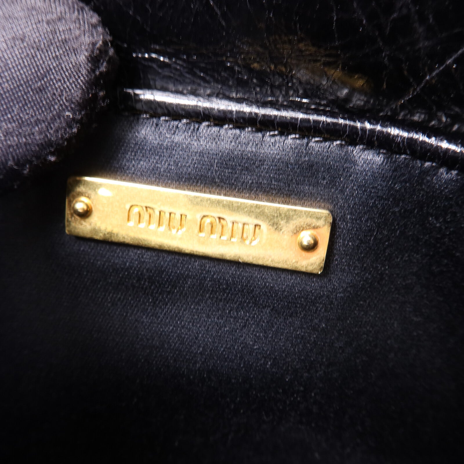 Miu Miu 羊皮皮革Shoulder Bag金扣肩背袋
