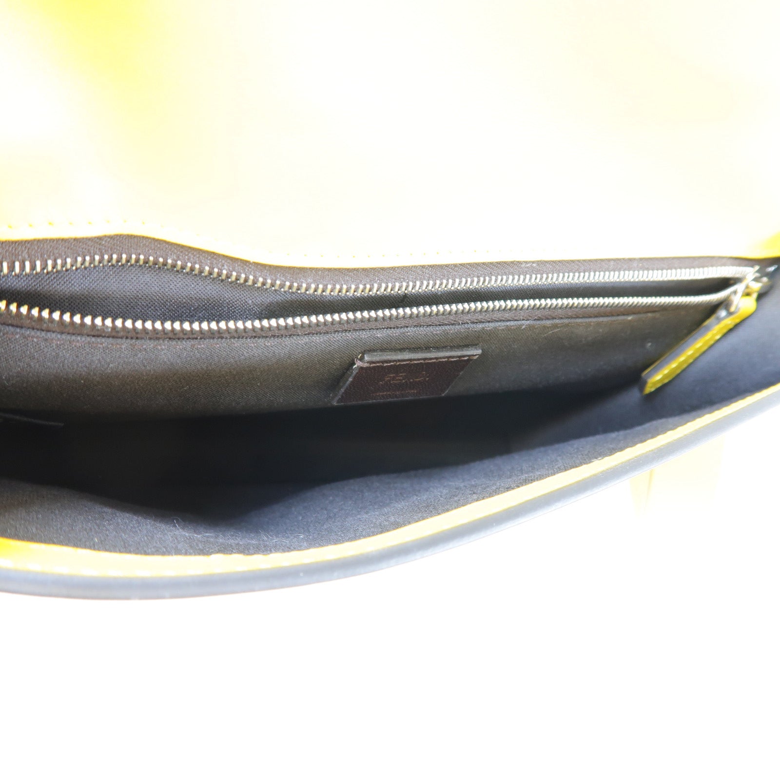FENDI 【激減優惠】帆布/牛皮皮革Flat Baguette Shoulder Bag銀扣肩背袋黃色/米色