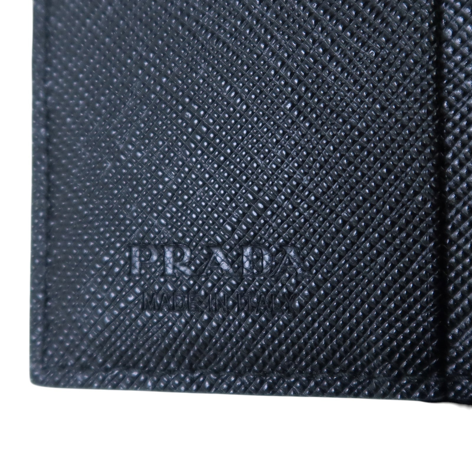 PRADA Saffiano皮革Short Flap Wallet銀扣錢包