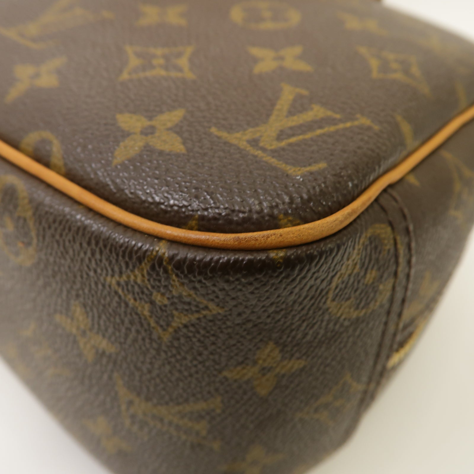 LOUIS VUITTON Monogram Trouville Hand Bag金扣手挽袋啡色