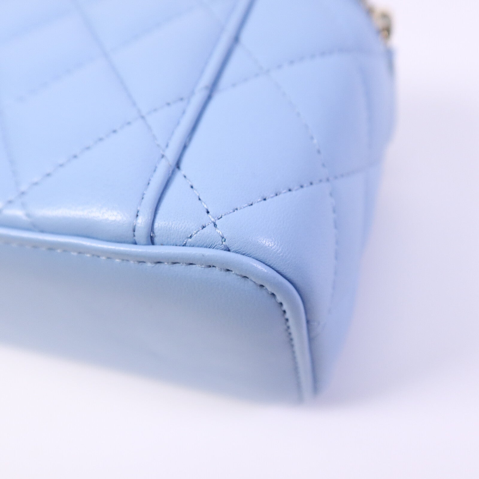 CHANEL 羊皮皮革Vanity Case鏈帶肩背袋