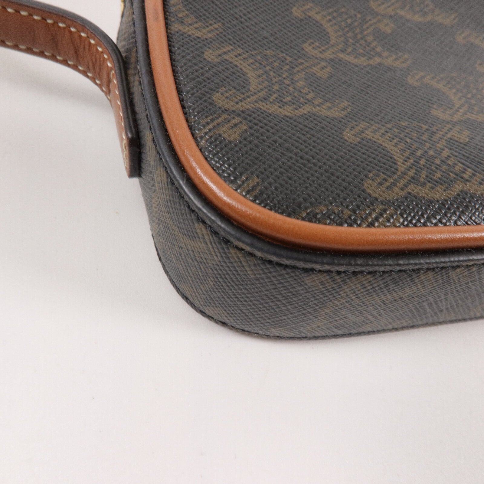 CELINE 塗層帆布Mini Camera Bag