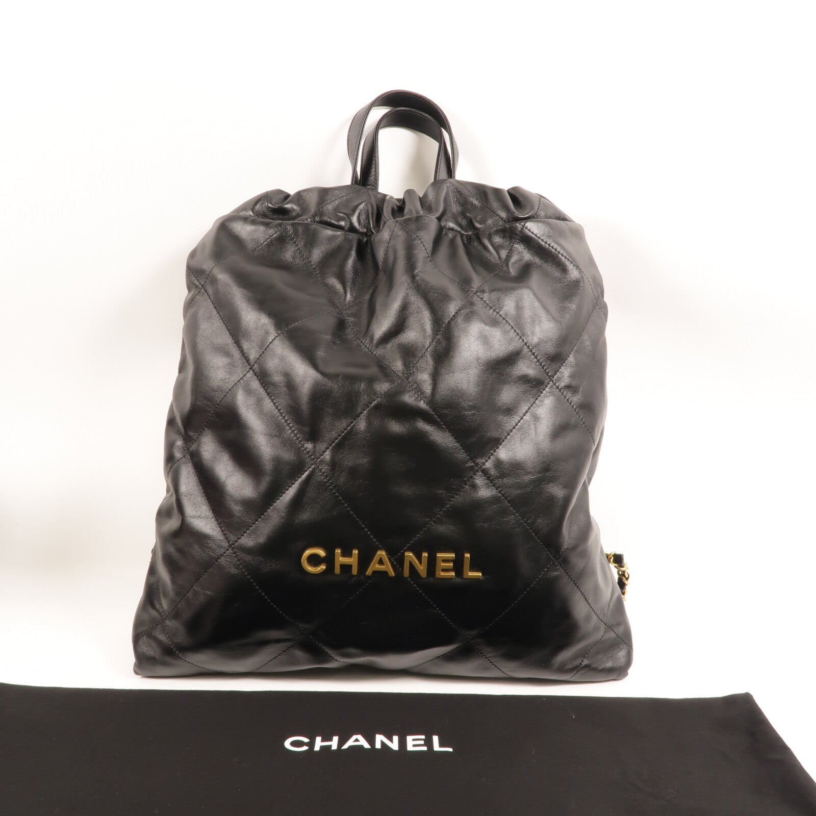 CHANEL 牛皮皮革Chanel 22 Backpack鏈帶背包