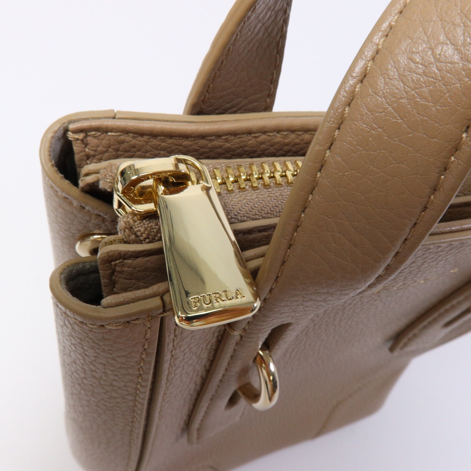 Furla 牛皮皮革2 Way Bag手挽肩背兩用袋