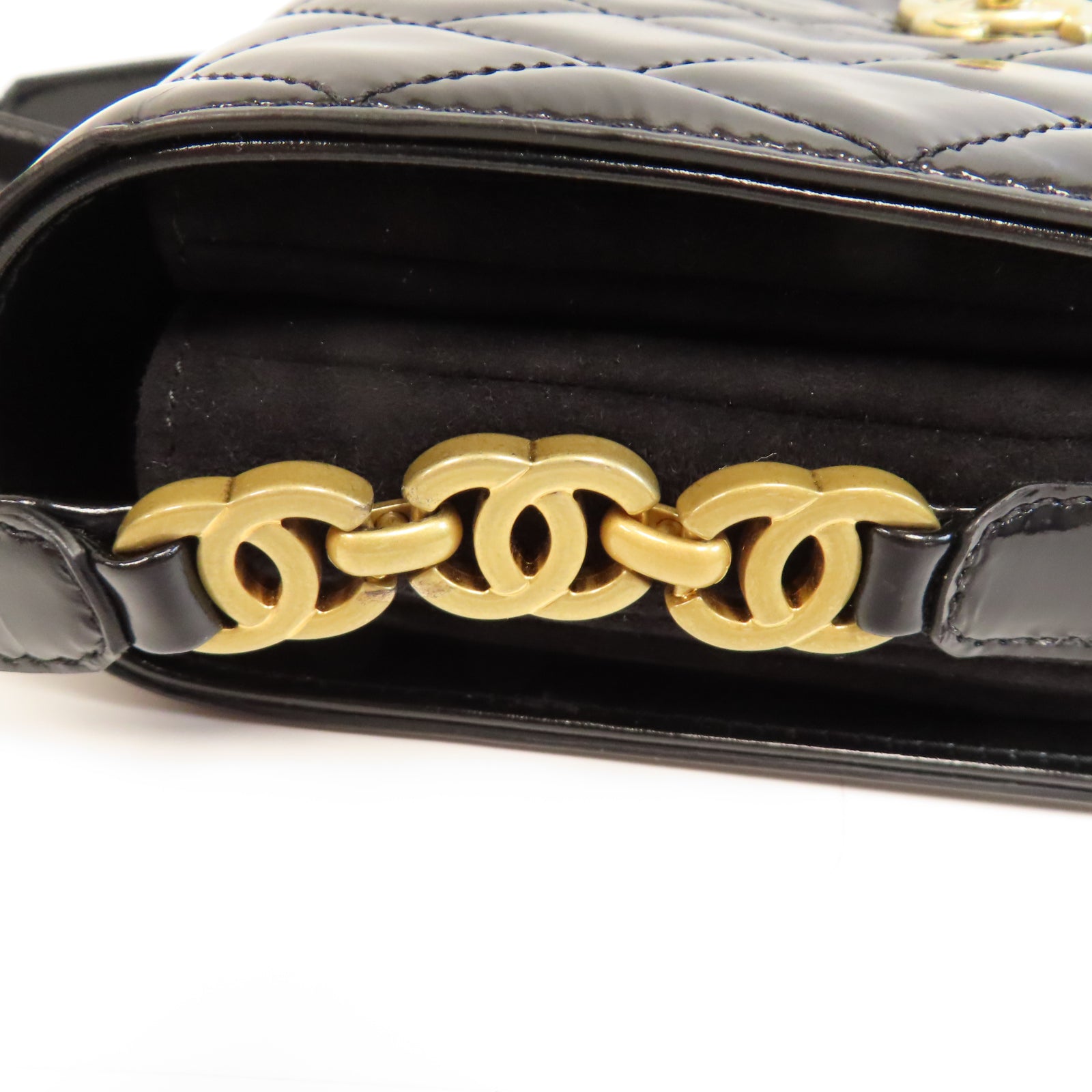 CHANEL 【激減優惠】菱格漆皮皮革Mini Messenger Bag金扣肩背袋黑色