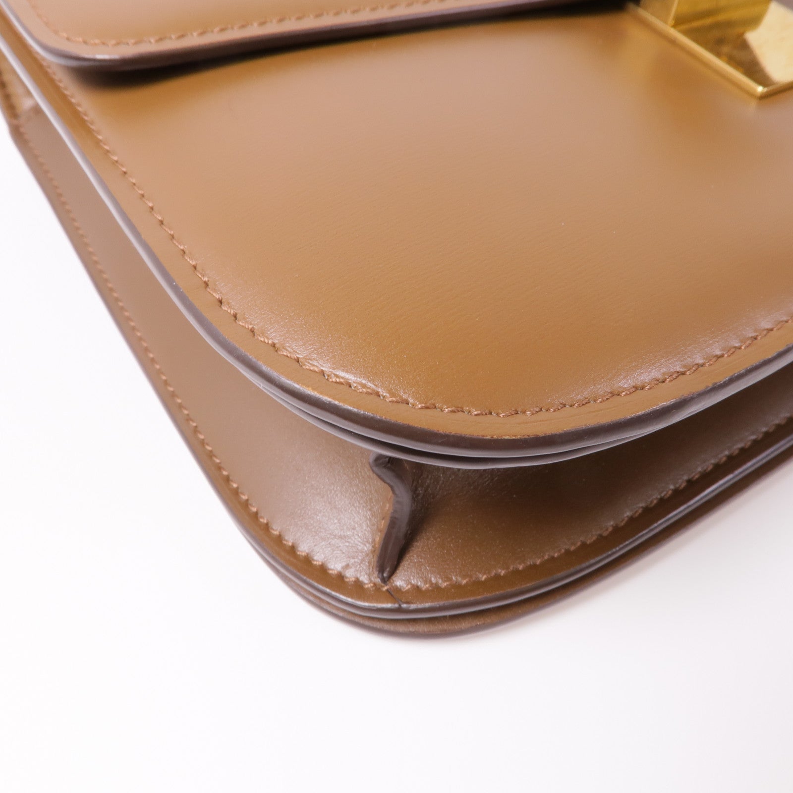 CELINE 牛皮皮革Classic Box金扣肩背袋