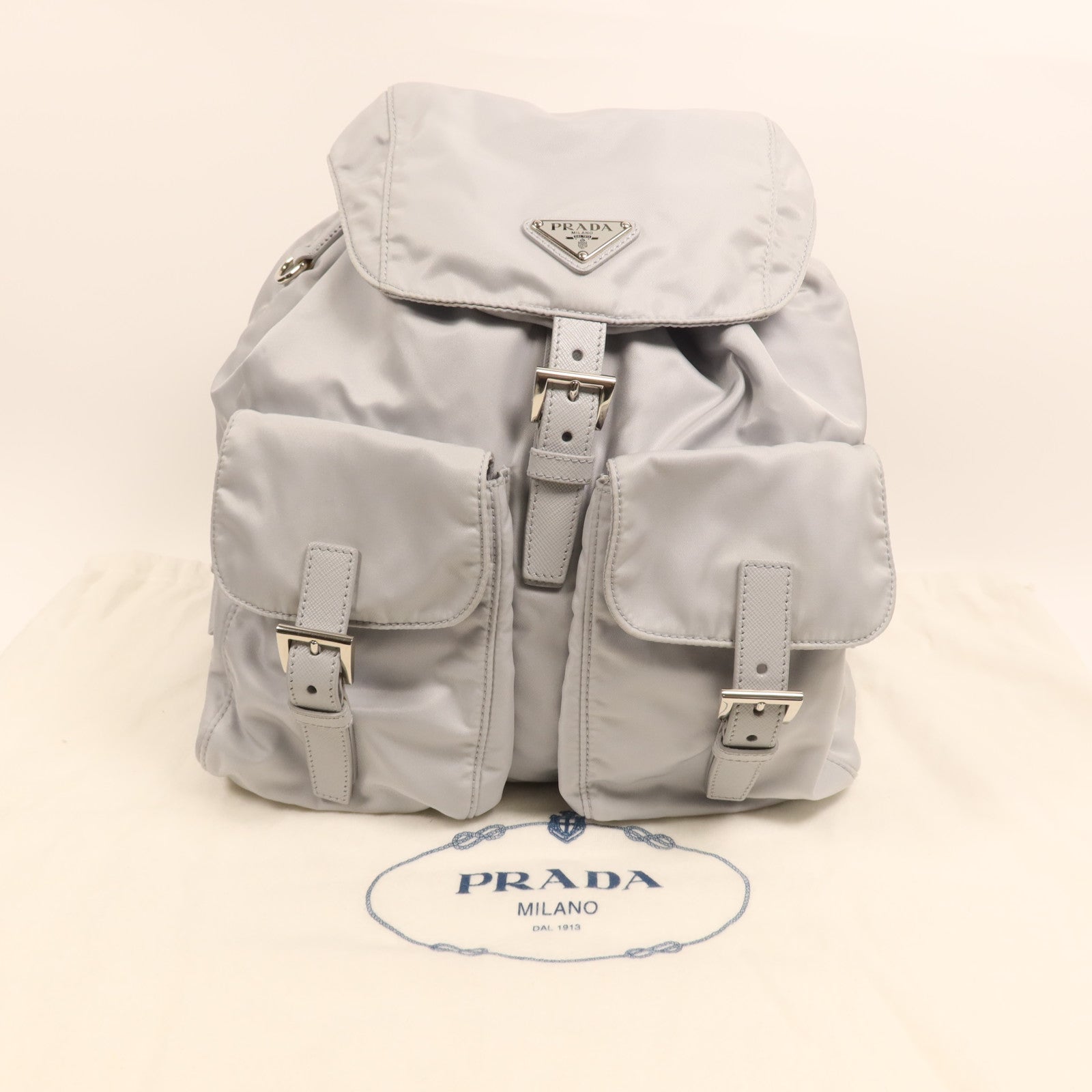 PRADA 尼龍Backpack銀扣背包