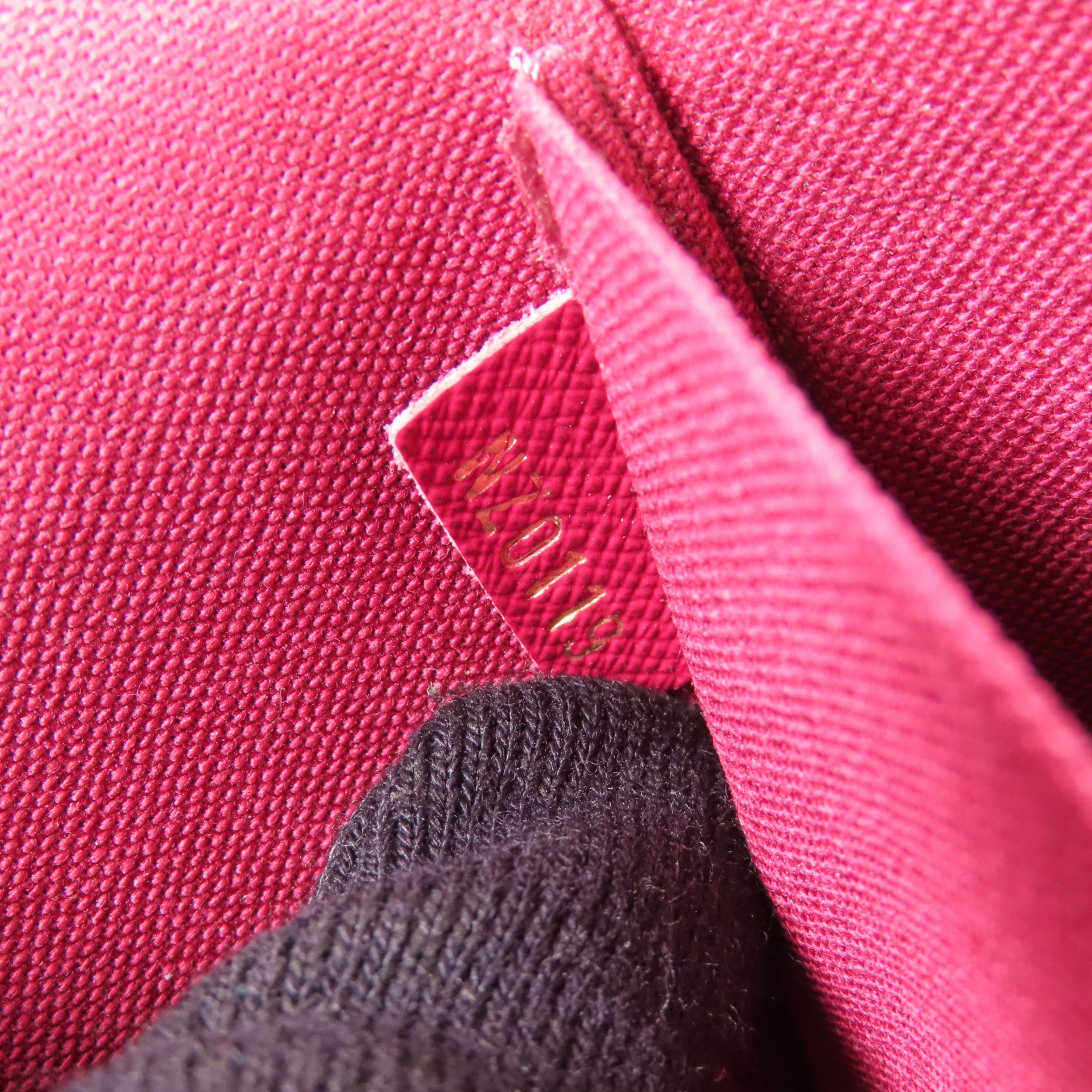 LOUIS VUITTON Monogram Felicie Pochette金扣鏈帶肩背袋