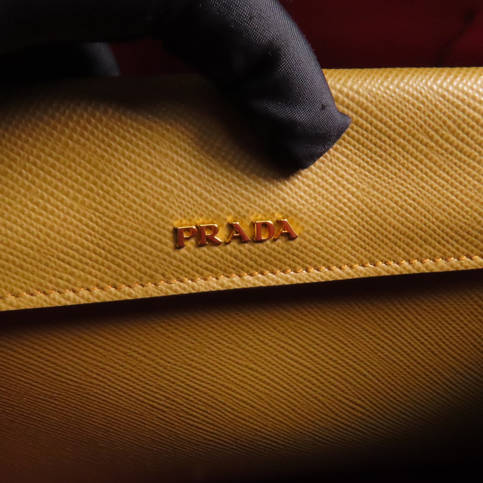 PRADA 牛皮皮革2 Way Shoulder金扣手挽肩背兩用袋