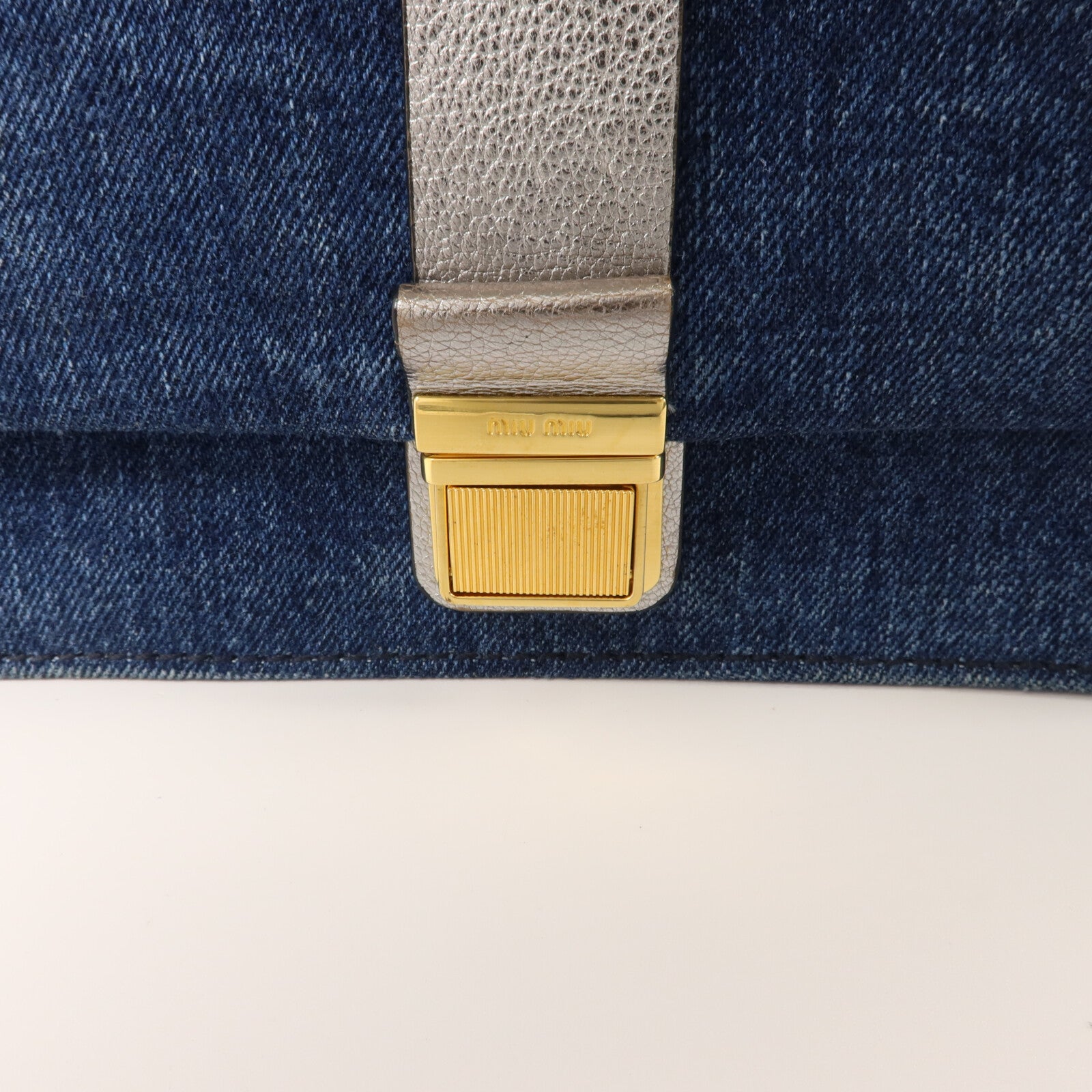 Miu Miu 牛仔布料Shoulder Bag肩背袋