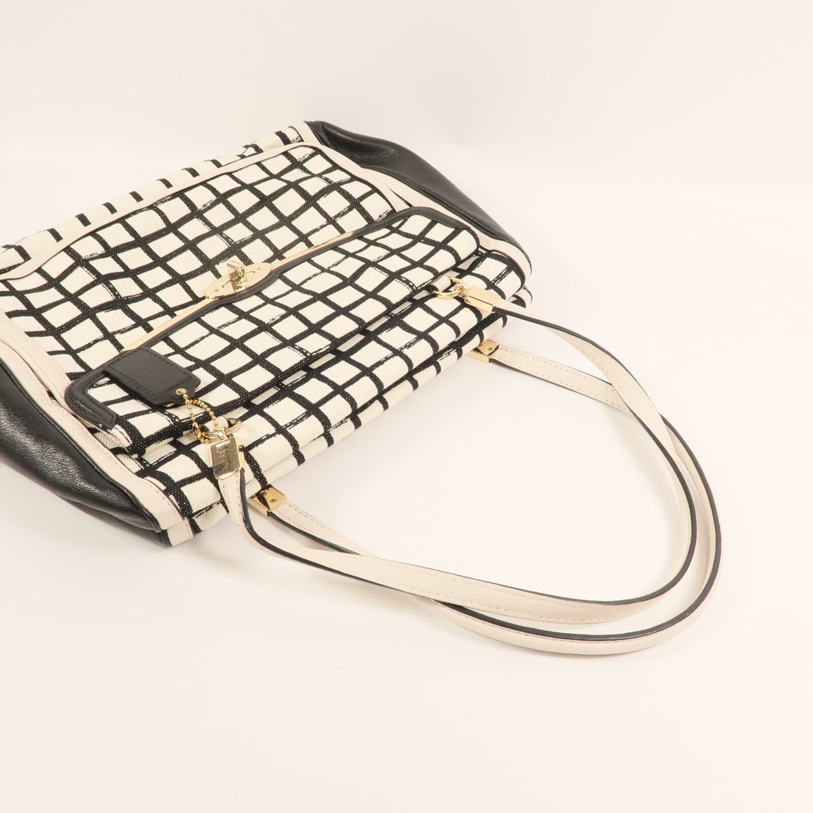 COACH 帆布Shoulder Bag金扣肩背袋