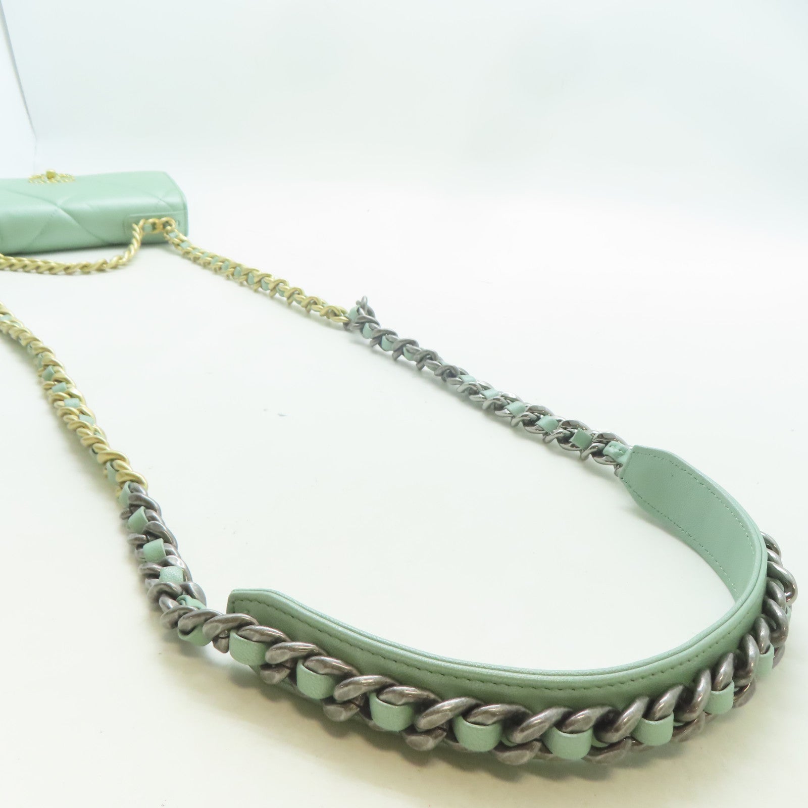 CHANEL 【激減優惠】菱格羊皮皮革Chanel 19 Wallet On Chain鏈帶手挽肩背兩用袋綠色