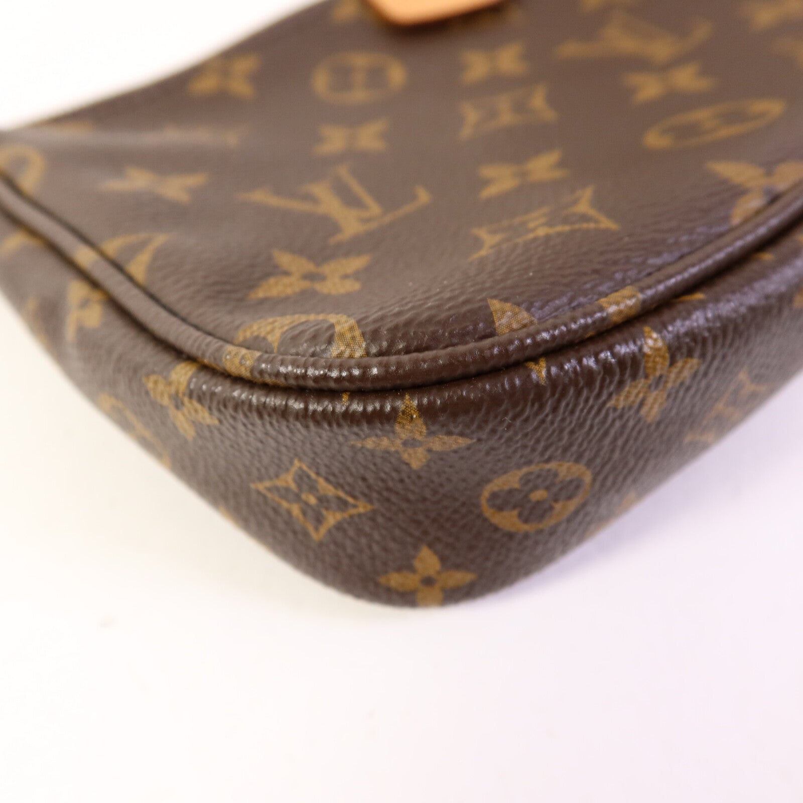LOUIS VUITTON Monogram Multi Pochette Accessoires金扣肩背袋