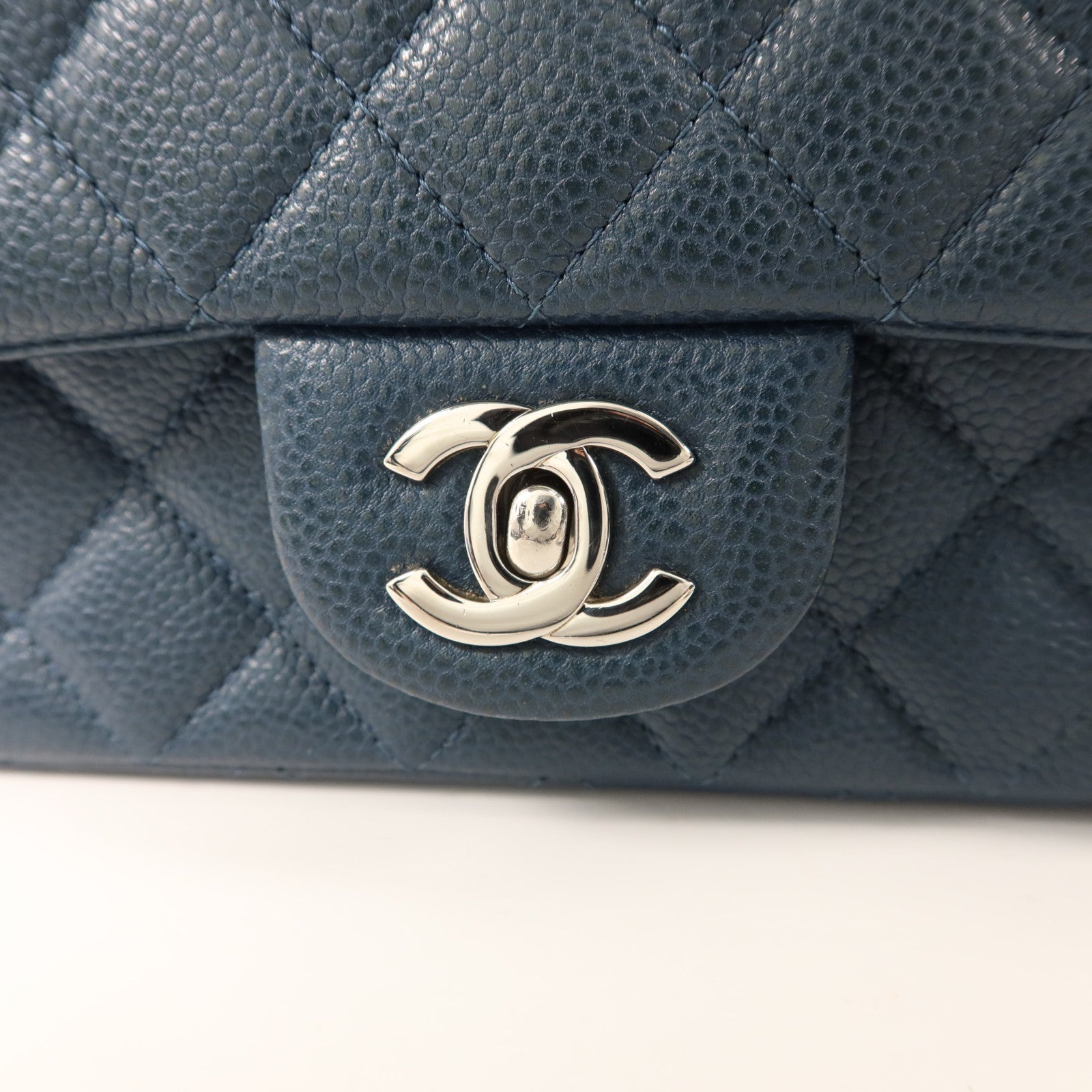 CHANEL 牛皮皮革Classic 20銀扣鏈帶肩背袋