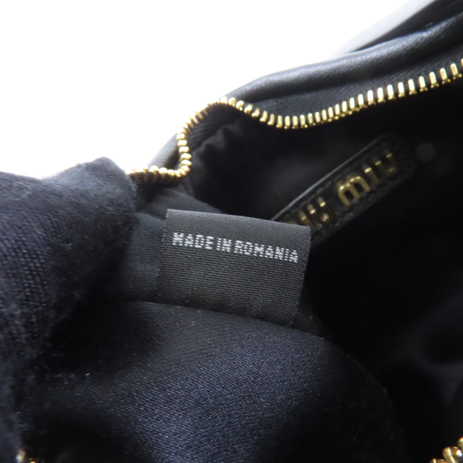 Miu Miu 羊皮皮革Wander Matelasse金扣手挽肩背兩用袋黑色