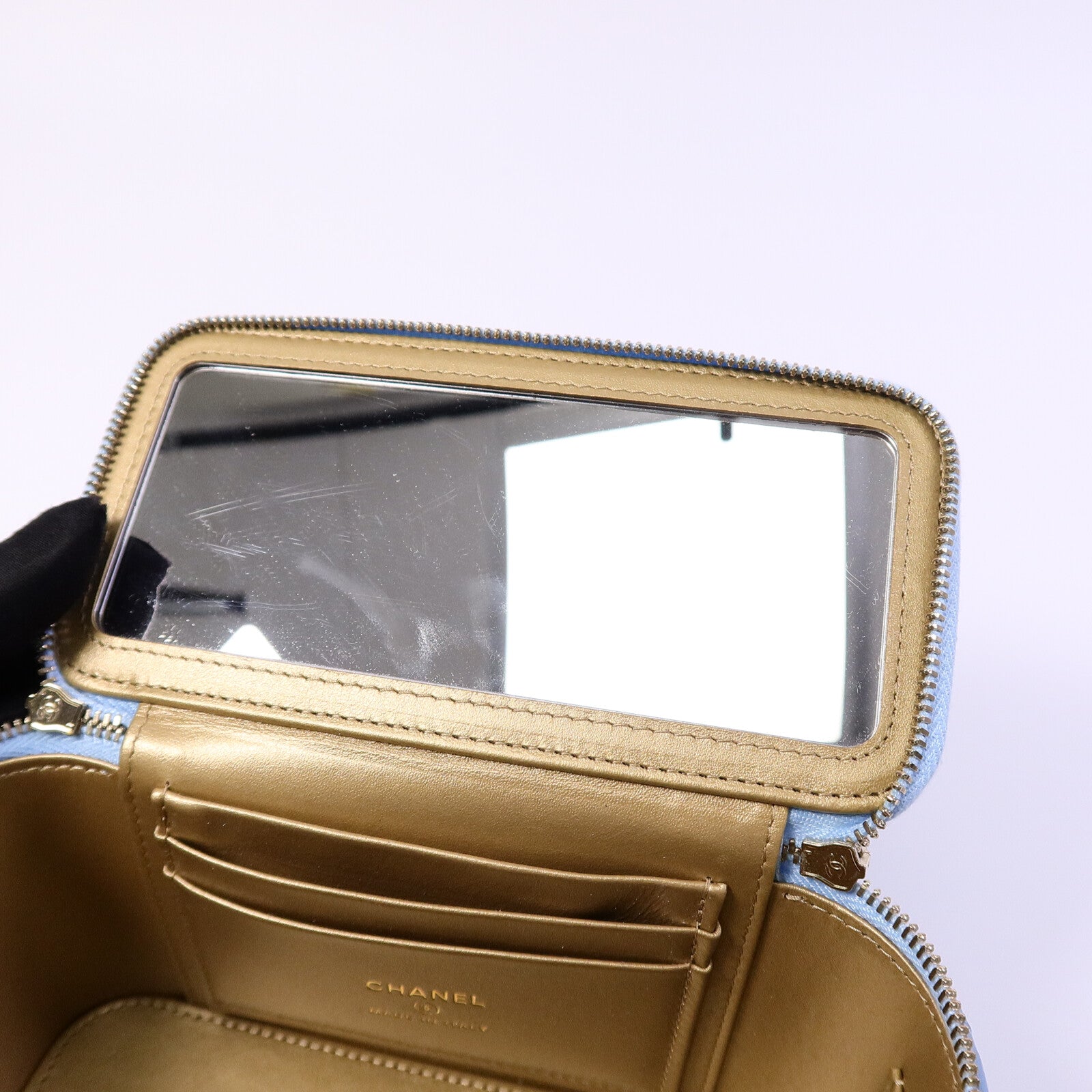 CHANEL 羊皮皮革Vanity Case鏈帶肩背袋