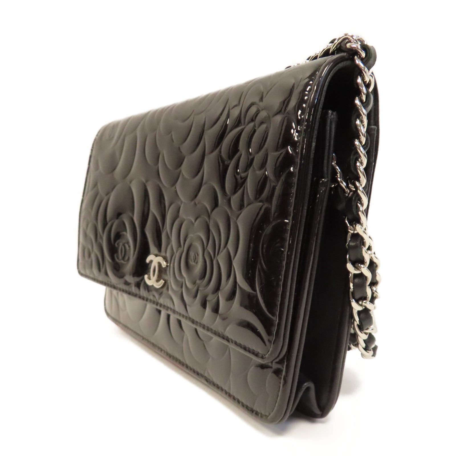 CHANEL 漆皮皮革Camellia Wallet On Chain銀扣鏈帶肩背袋黑色
