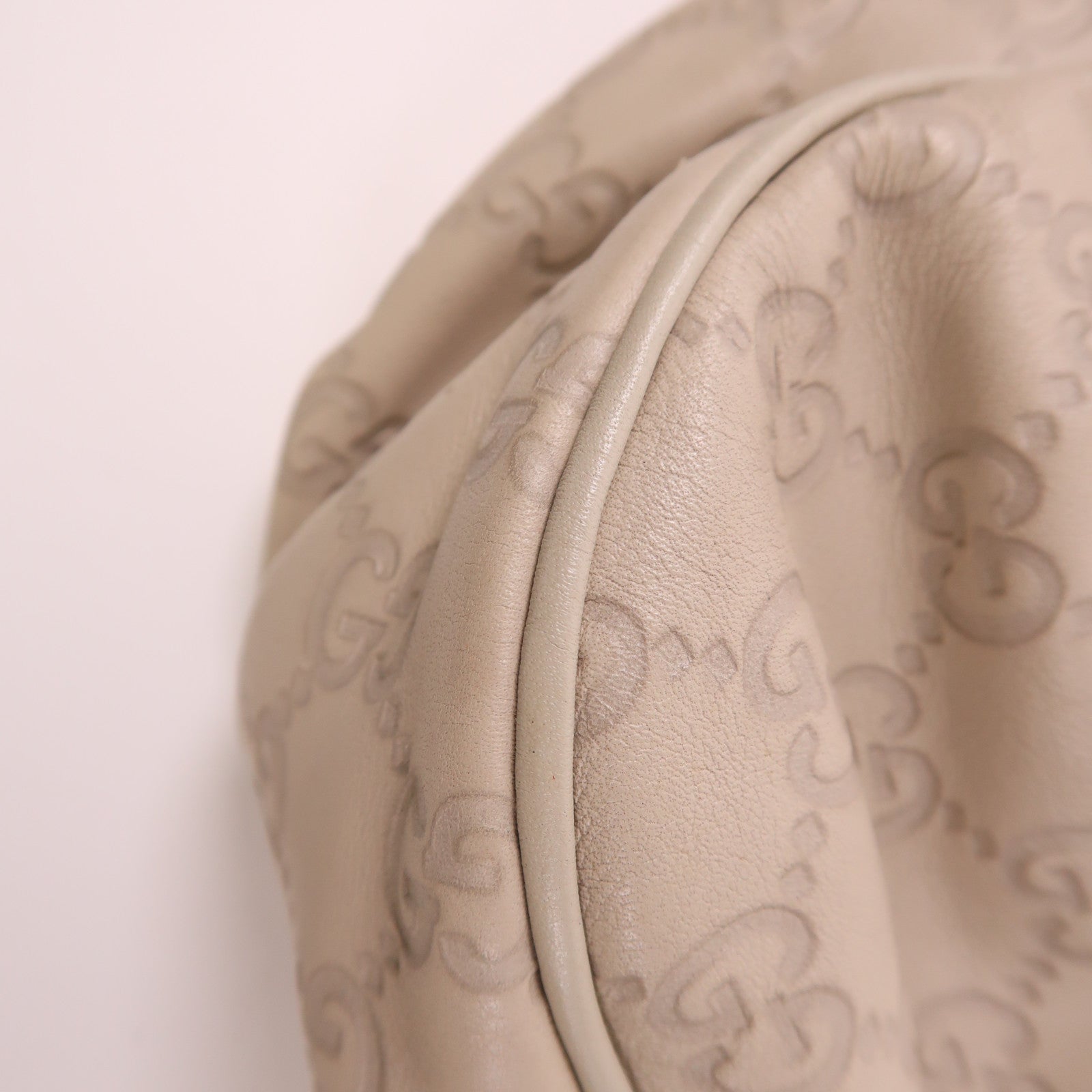 GUCCI GG GHW Sukey Shoulder Bag 296835 Calfskin Leather Beige