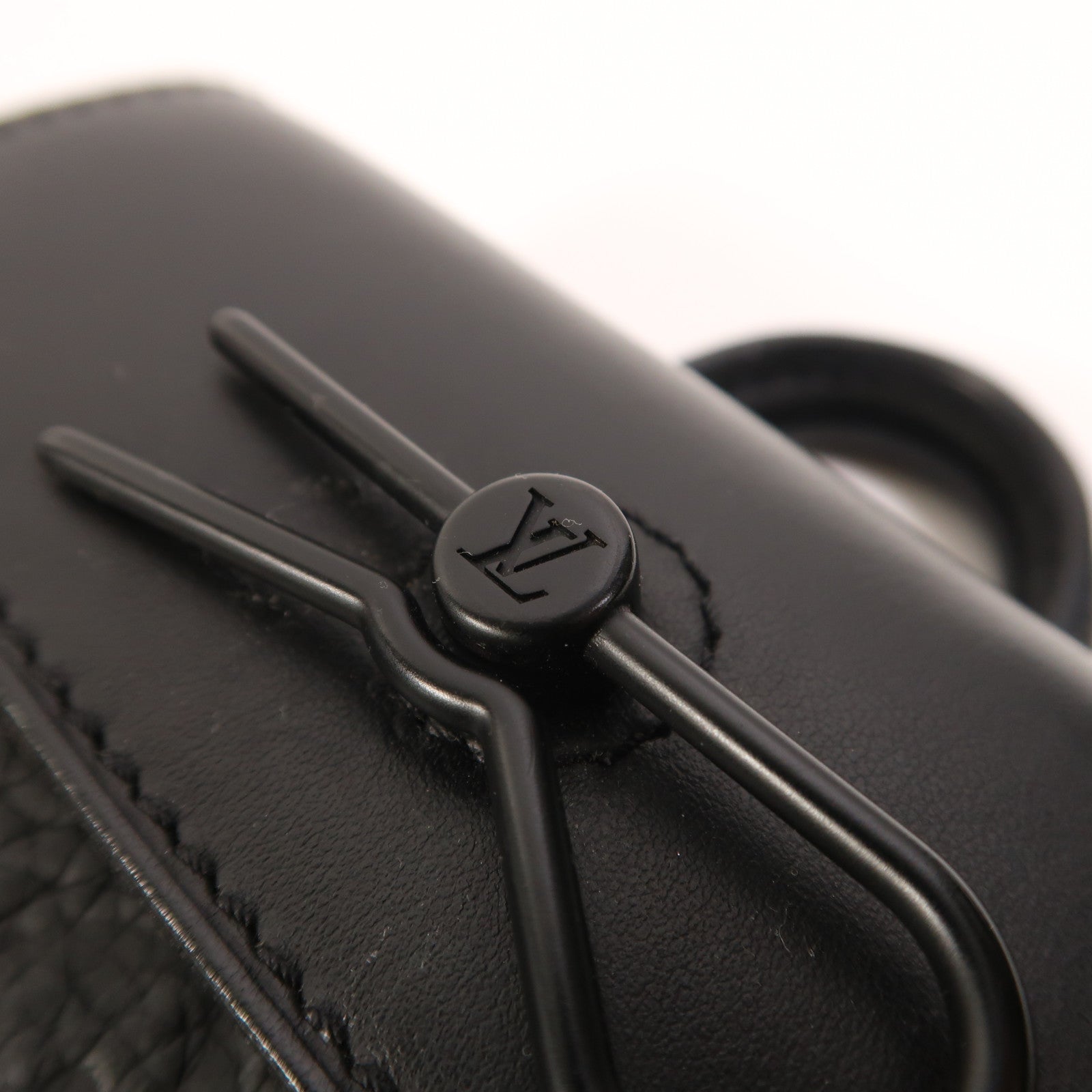 LOUIS VUITTON Monogram Taurillon Nano Steamer肩背袋