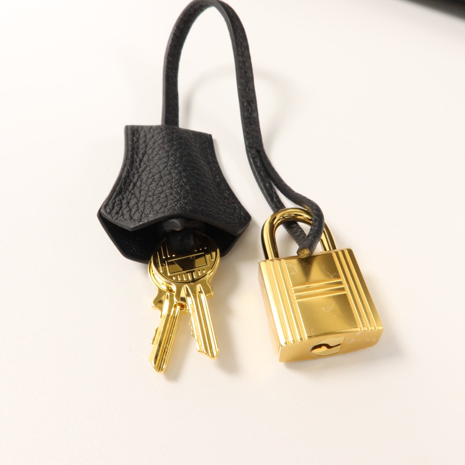 HERMES Togo皮革Kelly 28手挽肩背兩用袋Noir