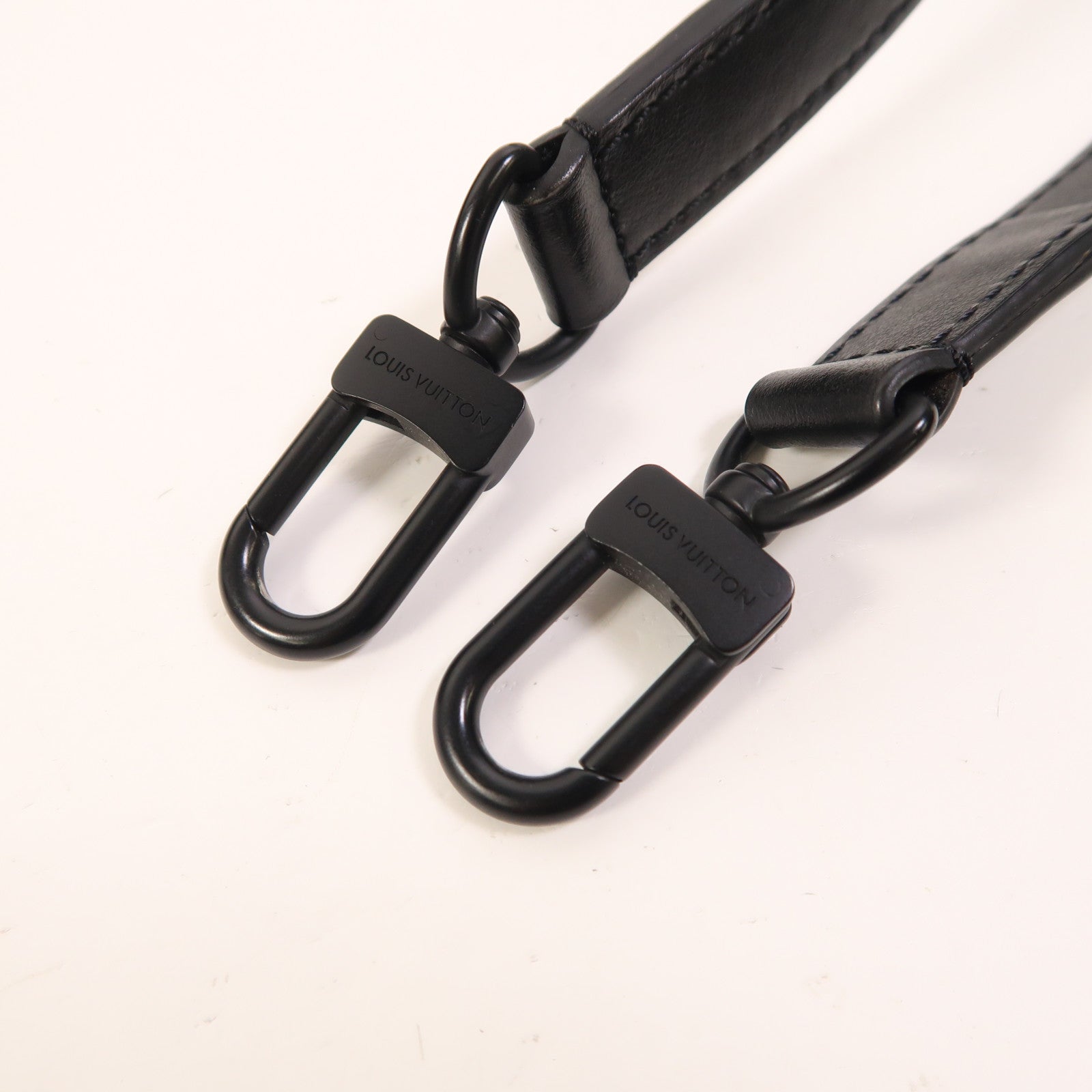 LOUIS VUITTON Monogram Taurillon Nano Steamer肩背袋