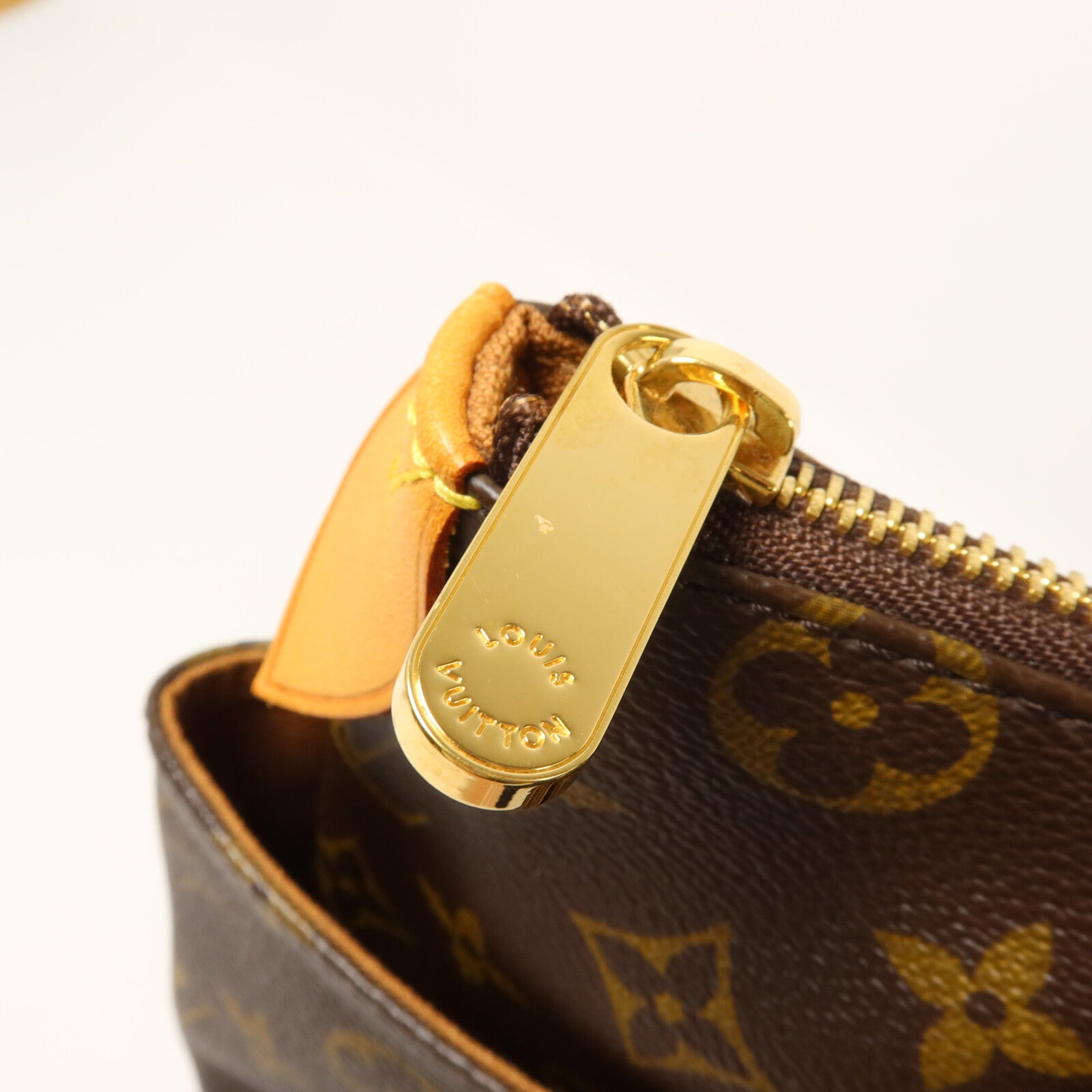 LOUIS VUITTON Monogram Totally MM肩背袋