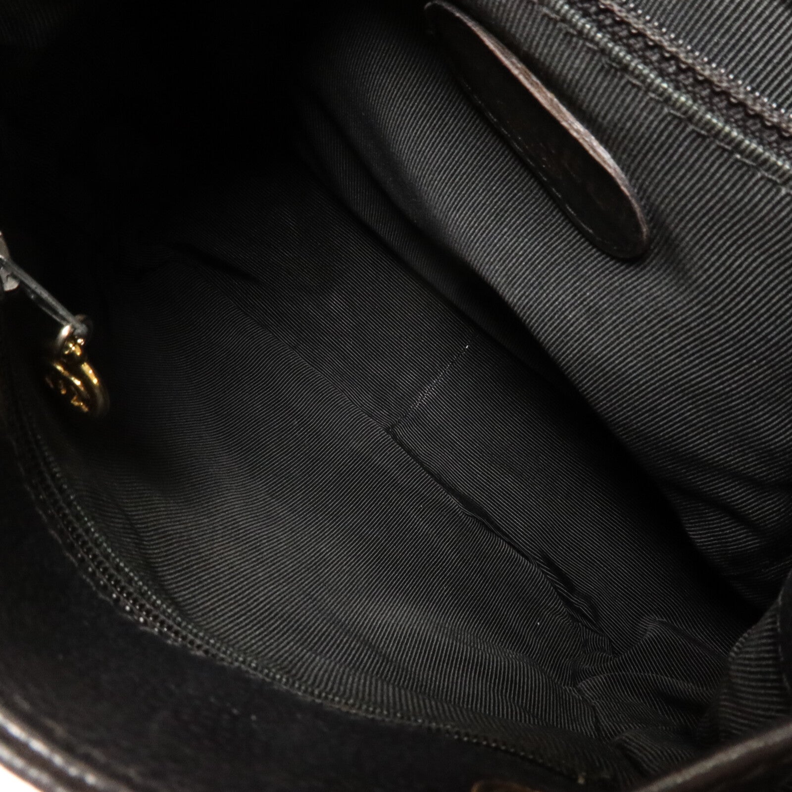 CHANEL 牛皮皮革Triple CC Backpack鏈帶背包