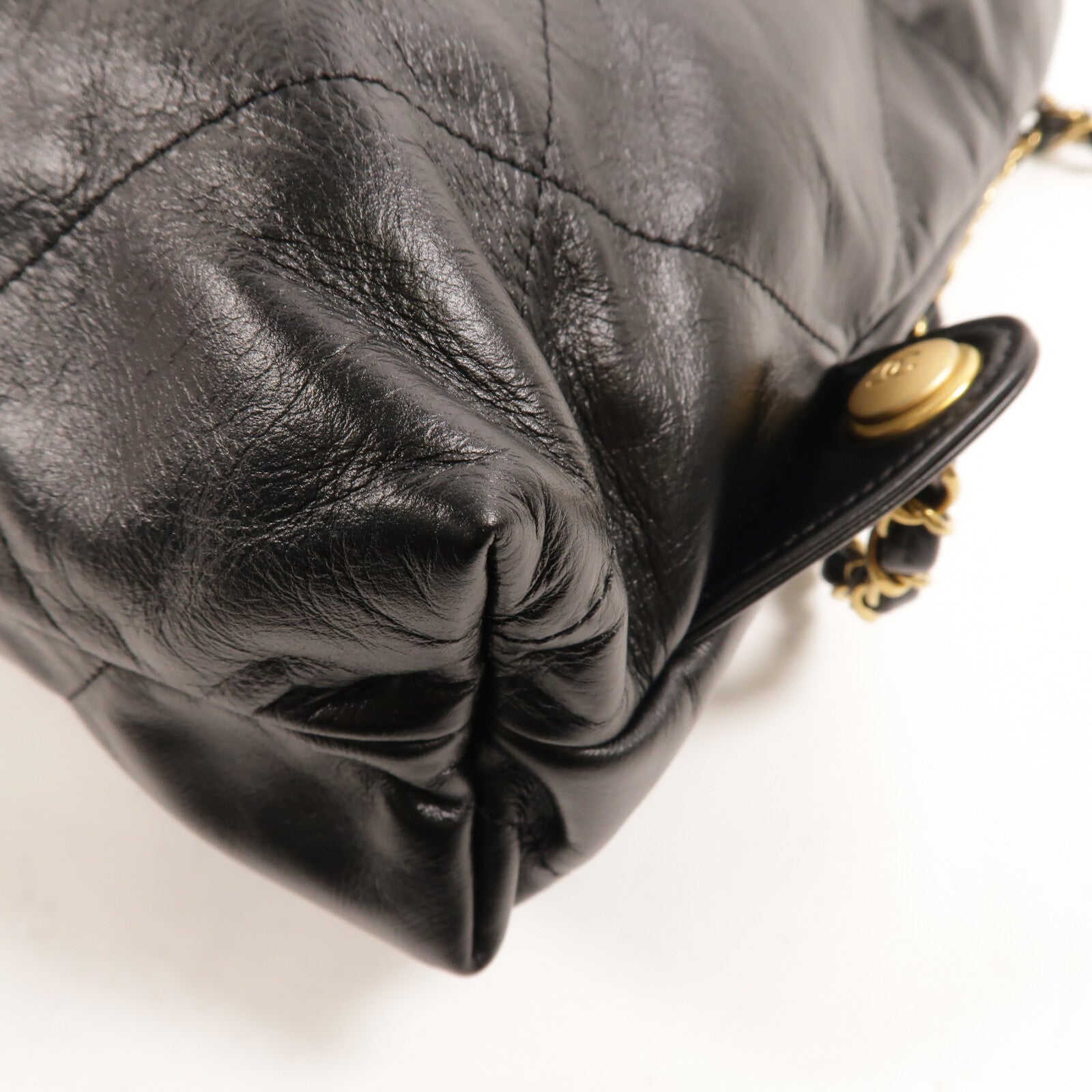 CHANEL 牛皮皮革Chanel 22 Backpack鏈帶背包