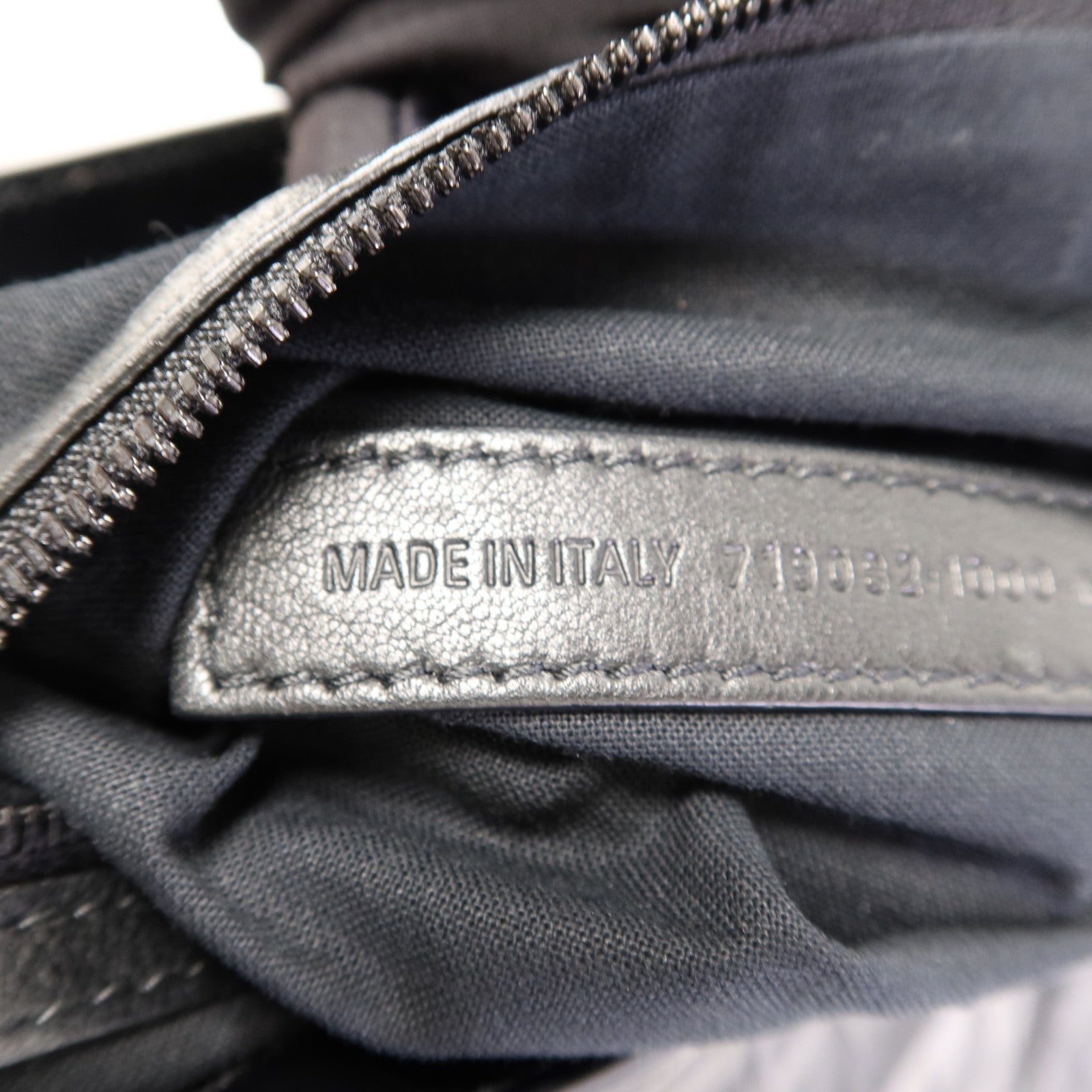BALENCIAGA 牛皮皮革Le Cagole XS Flap肩背袋