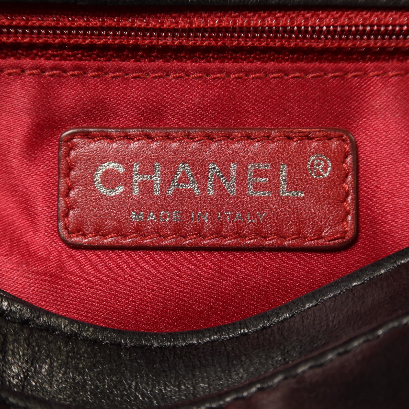 CHANEL 羊皮皮革Chain Shoulder銀扣鏈帶肩背袋