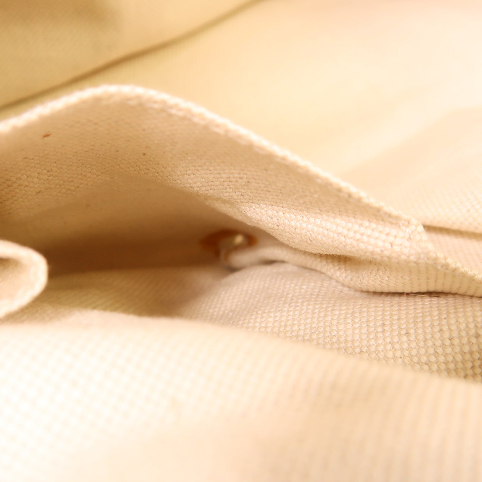 GUCCI GG GHW Sukey Shoulder Bag 296835 Calfskin Leather Beige