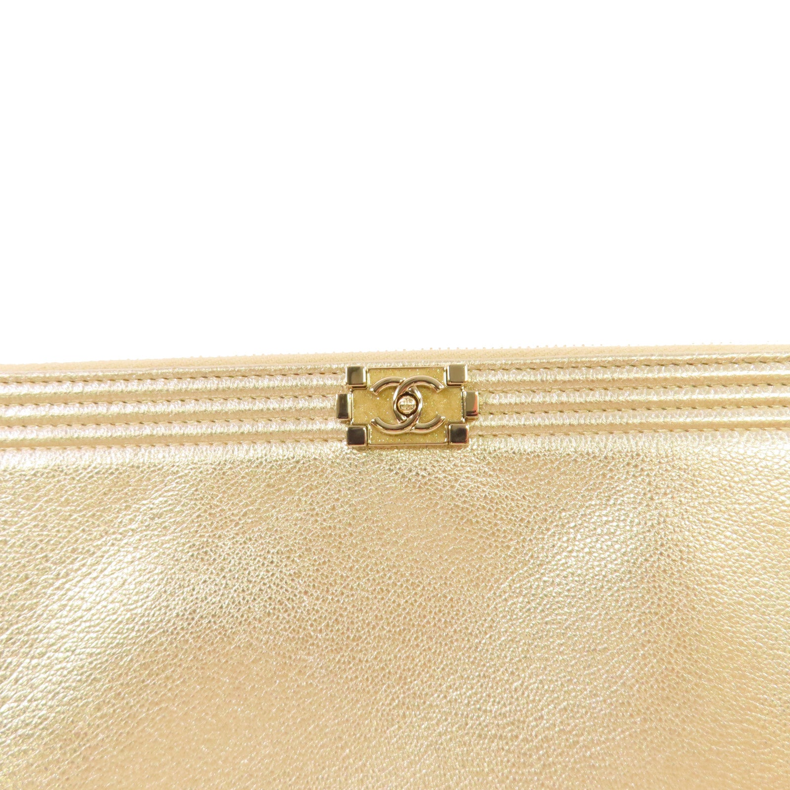 CHANEL 牛皮皮革Pouch金扣手拿包黑色/金色