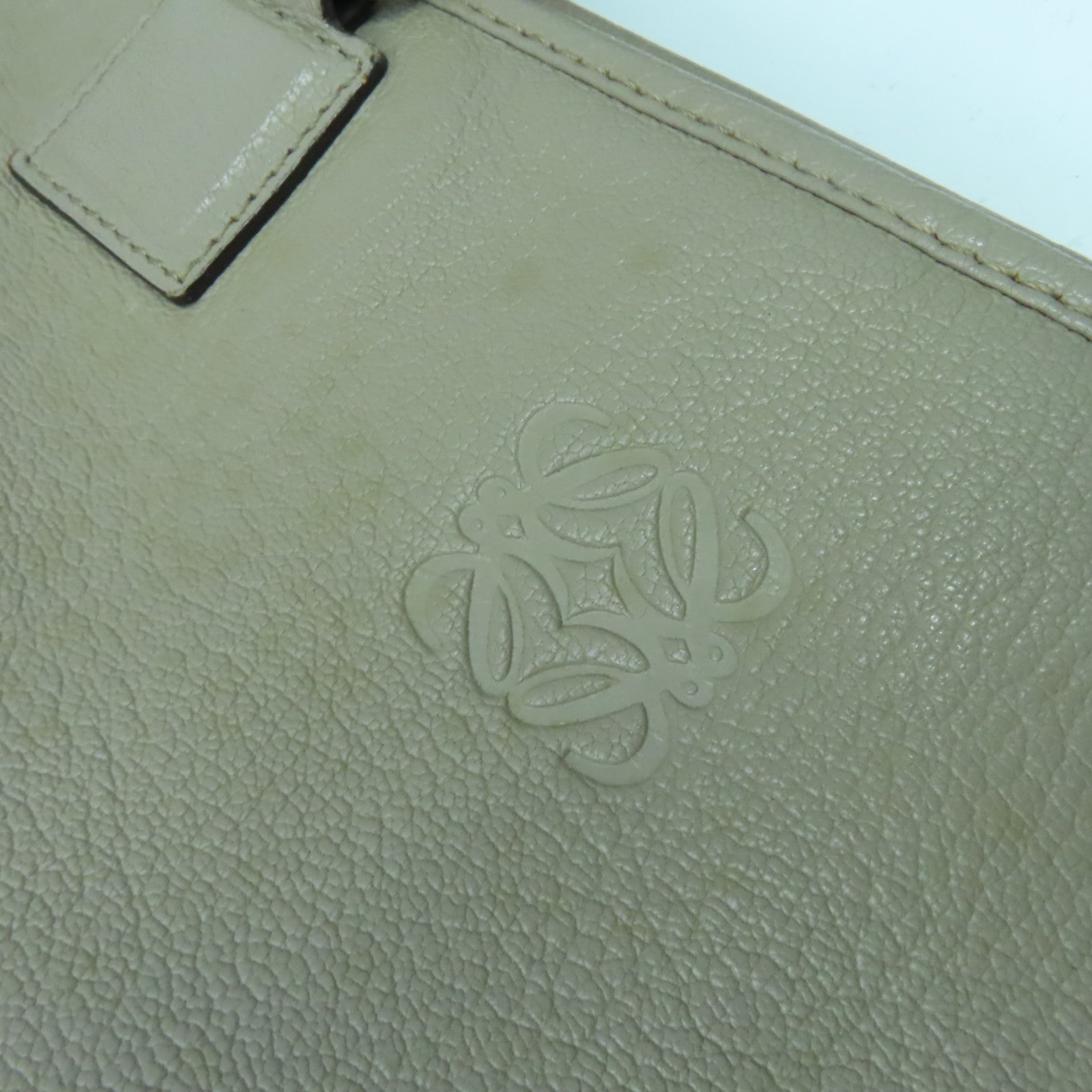 LOEWE **【激減優惠】牛皮皮革Handbag銀扣手挽袋灰色
