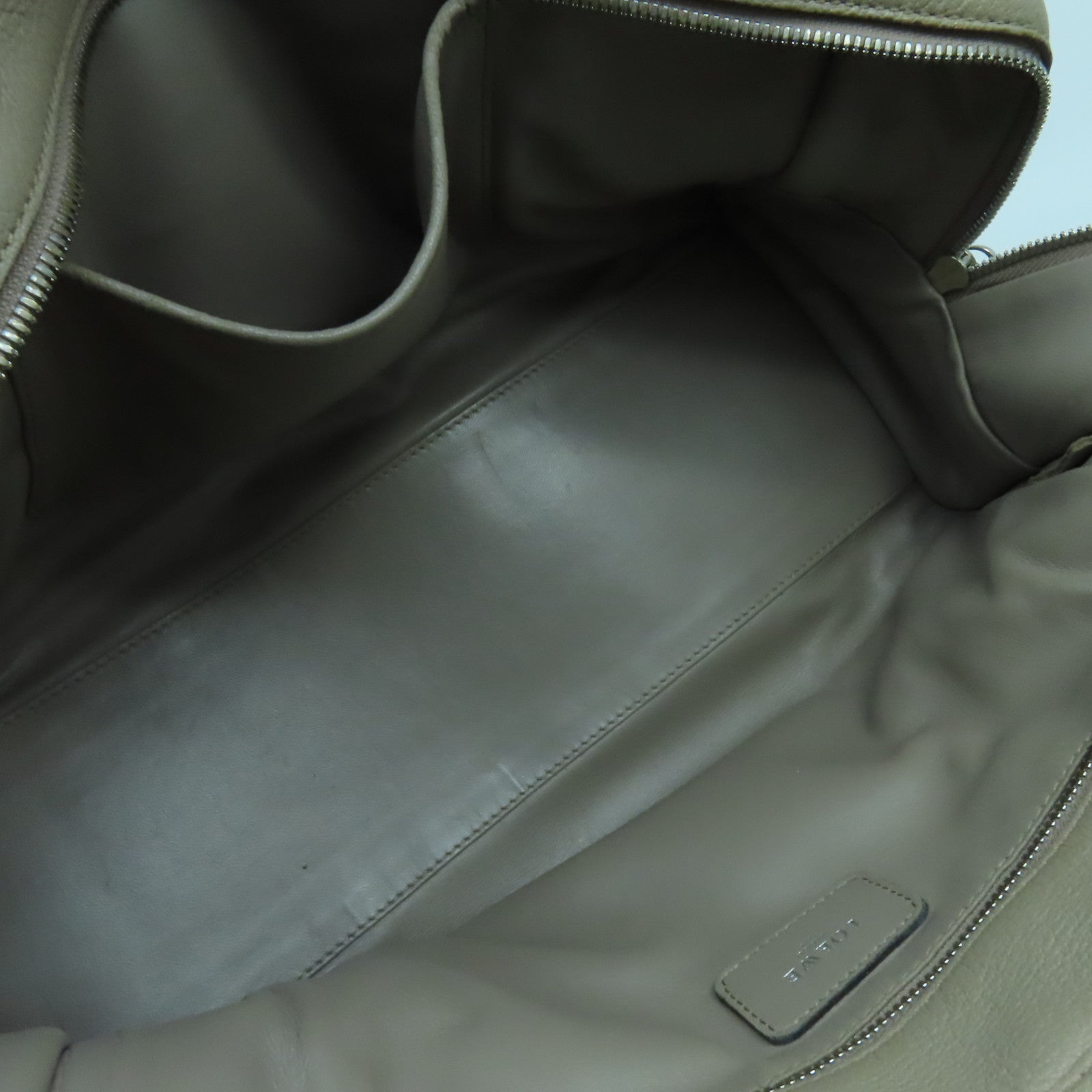 LOEWE **【激減優惠】牛皮皮革Handbag銀扣手挽袋灰色