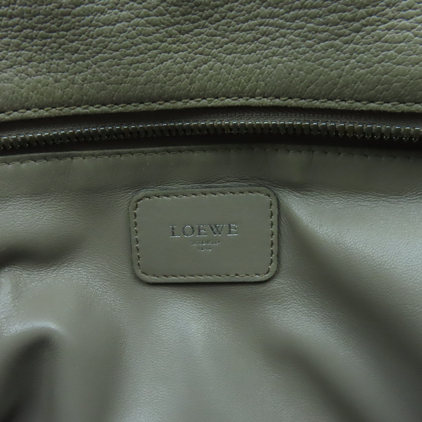 LOEWE **【激減優惠】牛皮皮革Handbag銀扣手挽袋灰色