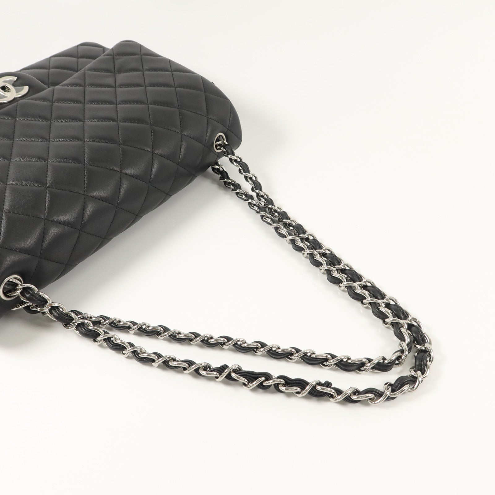 CHANEL 羊皮皮革Maxi Classic鏈帶肩背袋